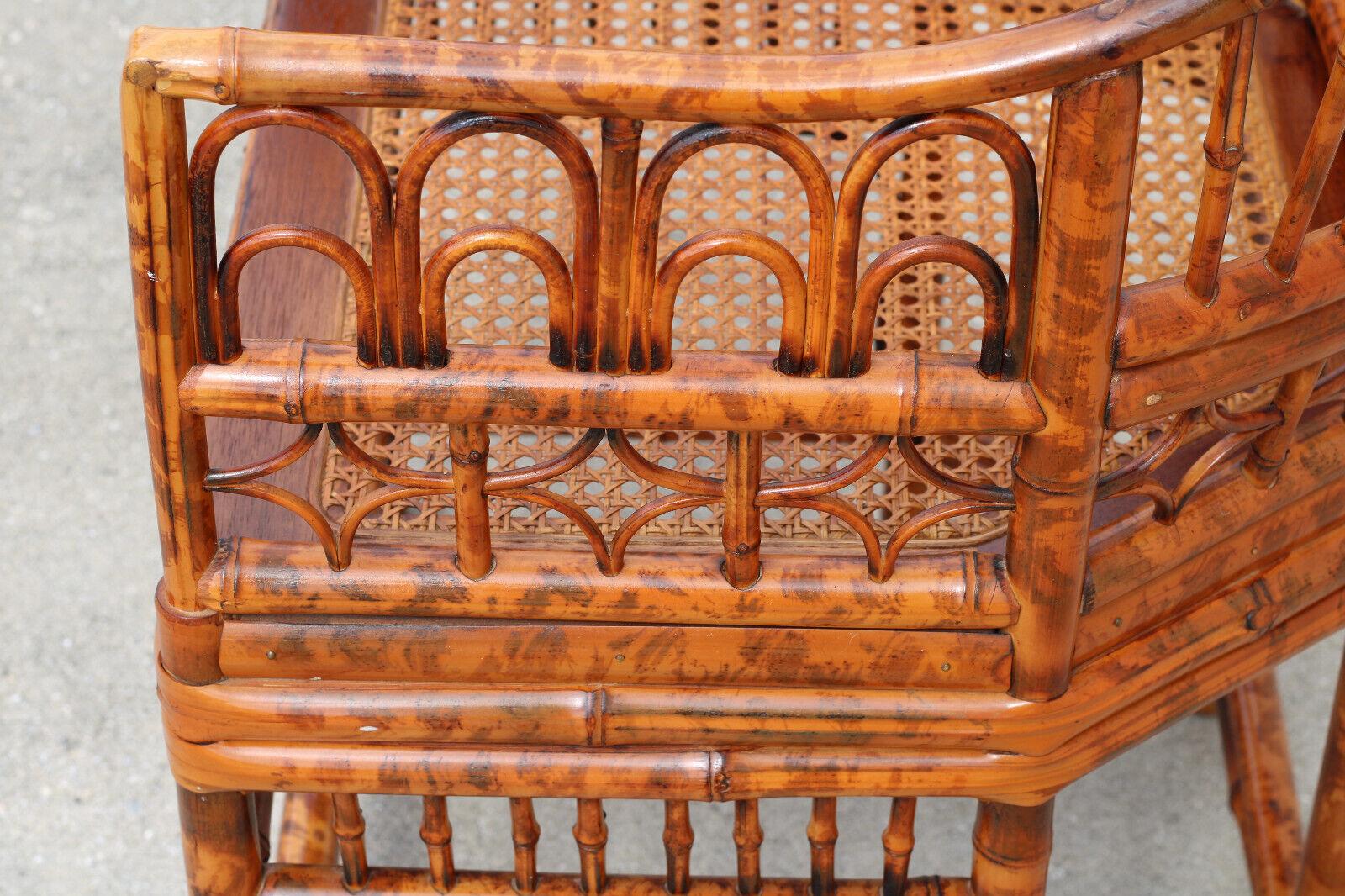 Pareja de sillones de caña de bambú y carey estilo Brighton Pavilion en venta 7