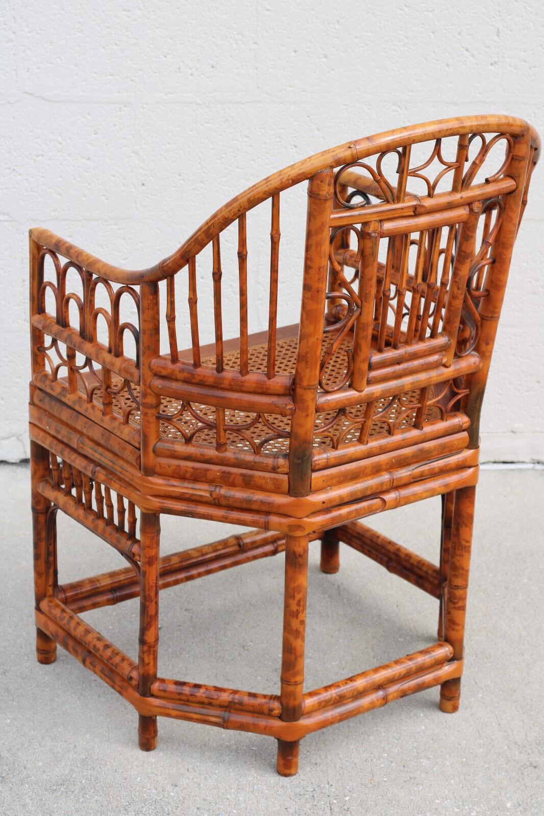 Pareja de sillones de caña de bambú y carey estilo Brighton Pavilion en venta 2