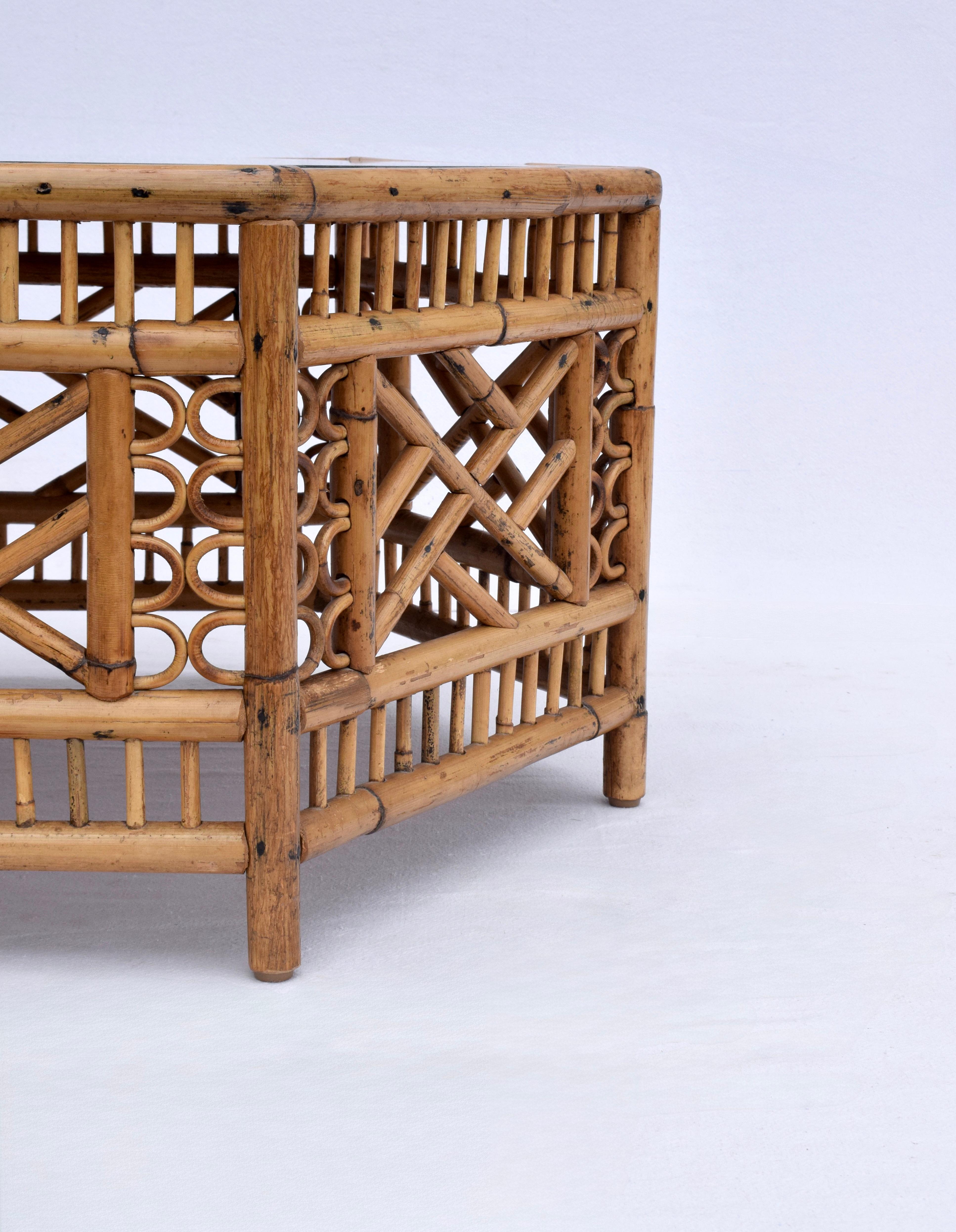 Brighton Pavillion Mesa de centro hexagonal de ratán y bambú Cocktail Tables en Bueno estado para la venta en Southampton, NJ