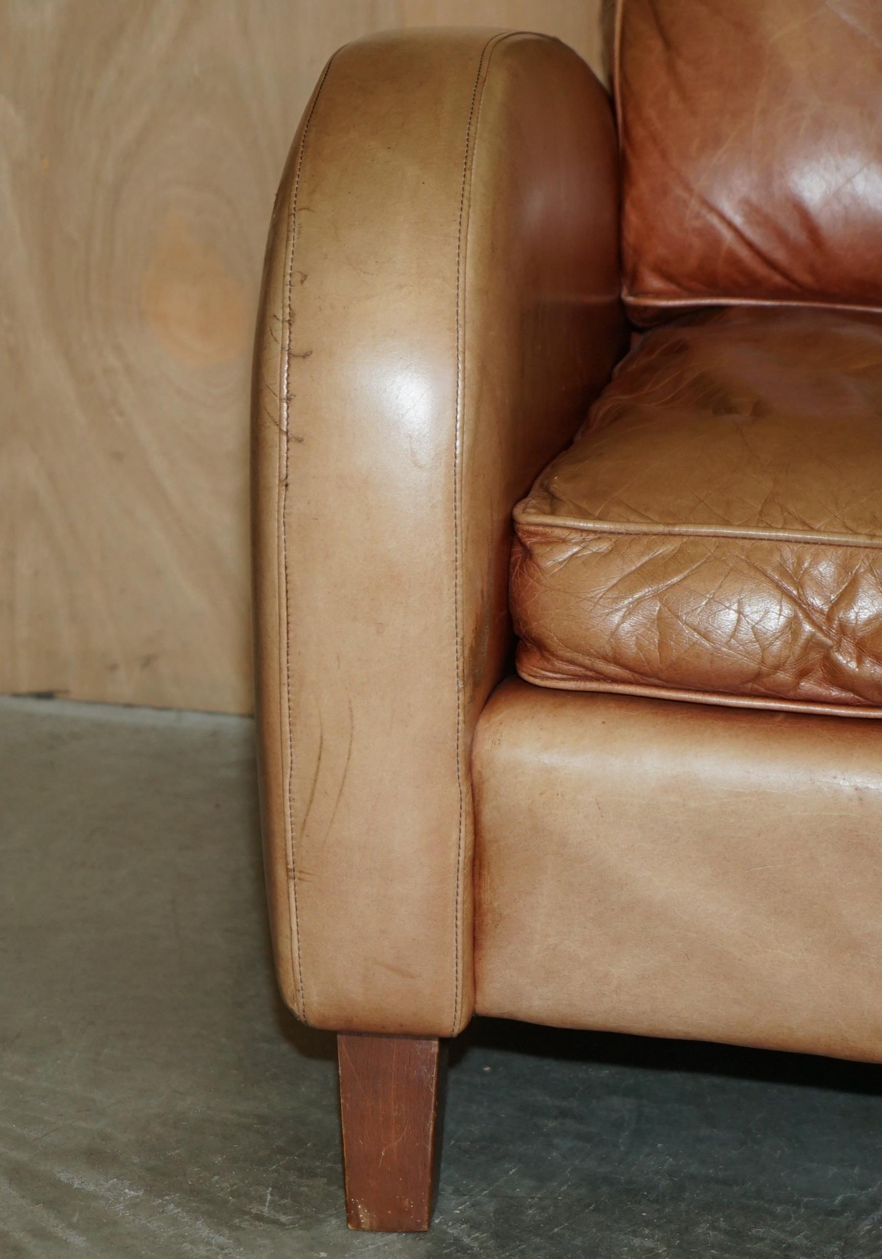 Brights of Nettlebed Braunes Kunstleder-Sofa & Paar Armlehnensofas Suite im Angebot 1