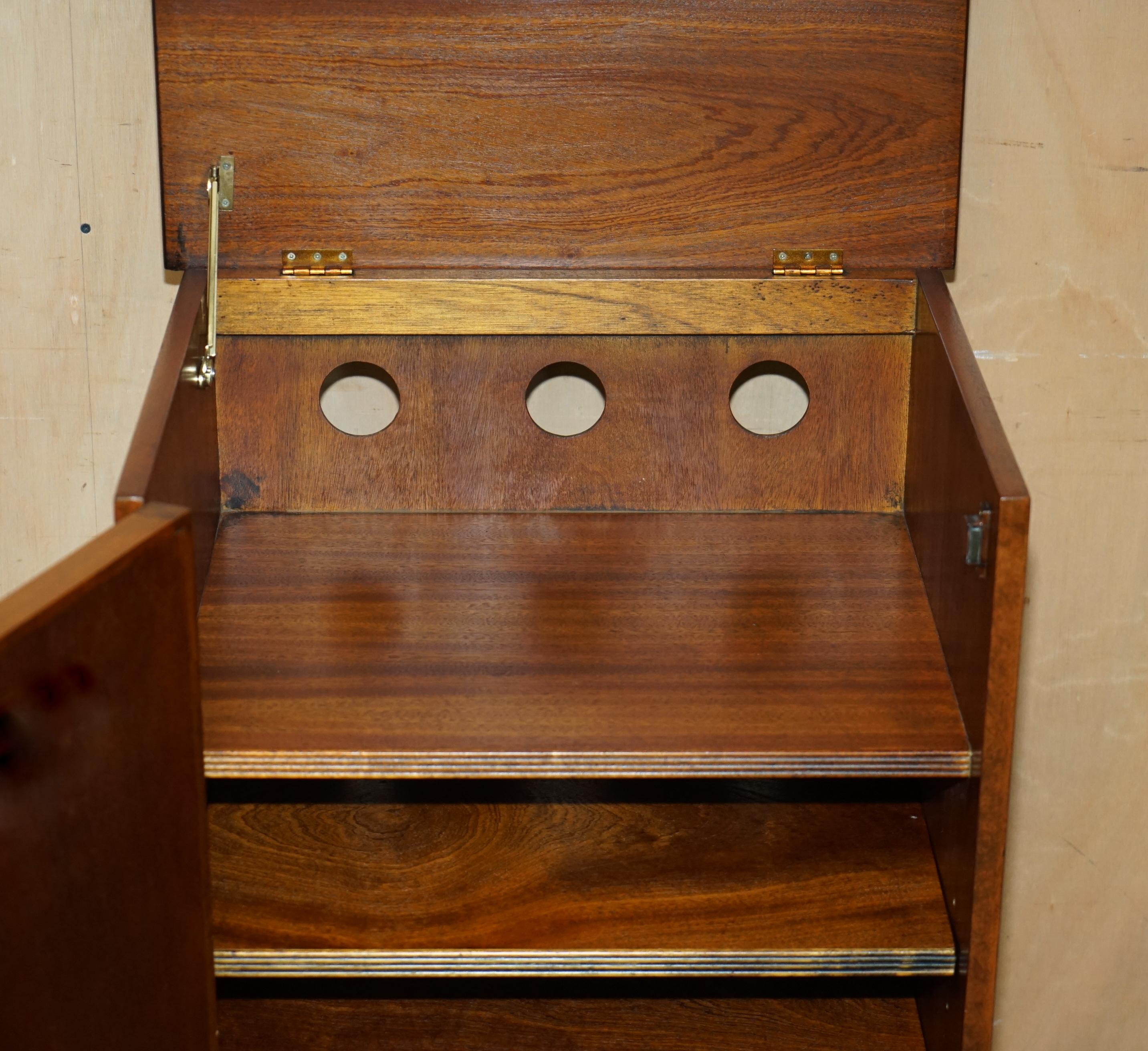 BRiGHTS OF NETTLEBED BURR WALNUT FAUX BOOK FRONT RECORD PLAYER STORAGE CABINET For Sale 8