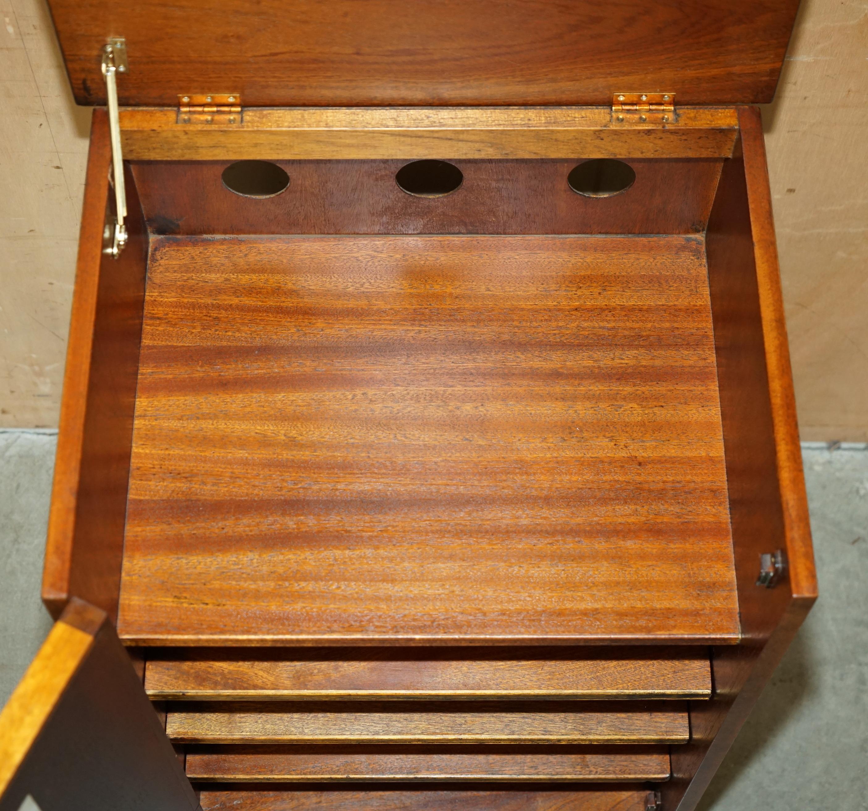 BRiGHTS OF NETTLEBED BURR WALNUT FAUX BOOK FRONT RECORD PLAYER STORAGE CABINET For Sale 9