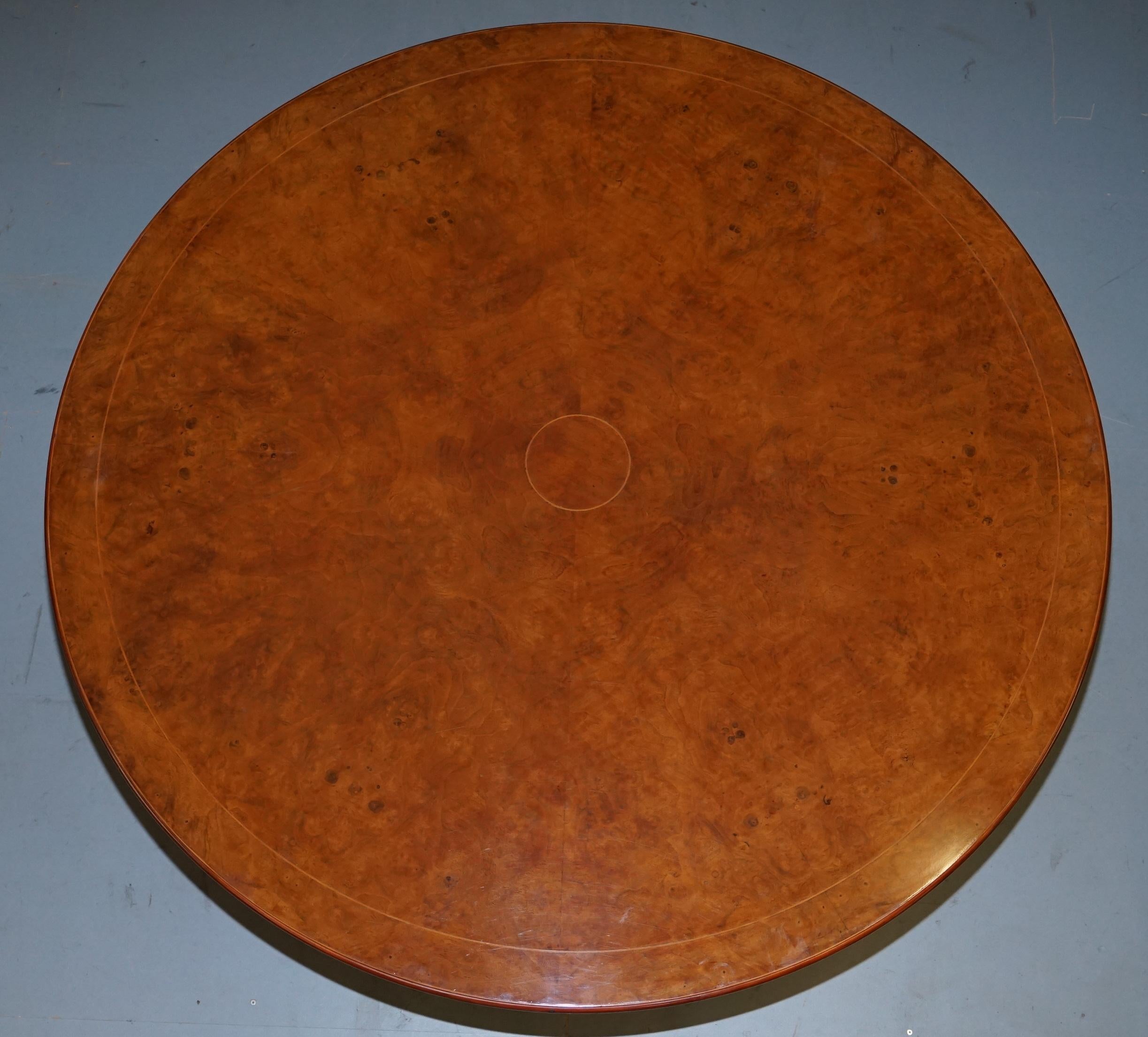 8 person round dining table