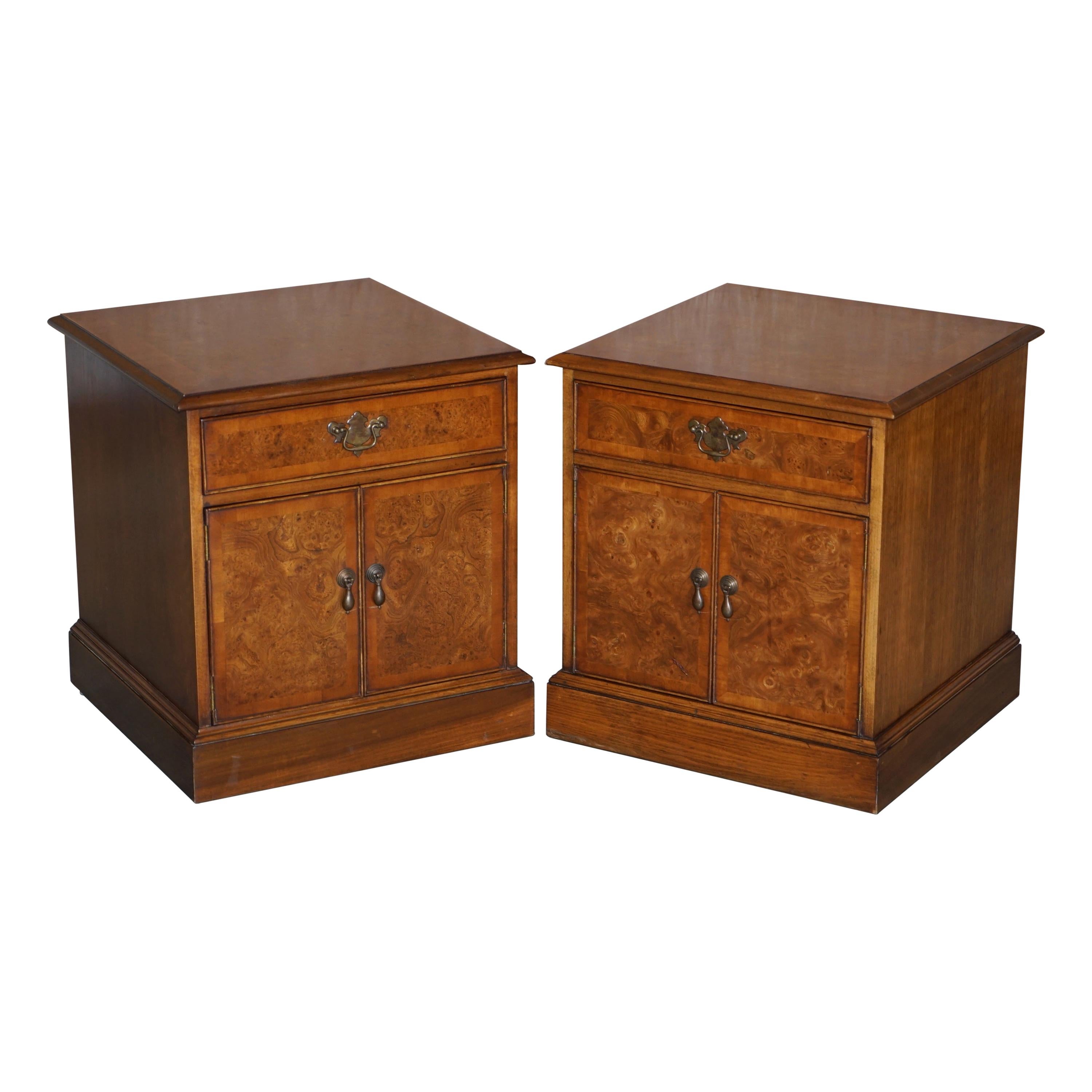 Vintage Night Stands 3,266 For Sale at 1stdibs