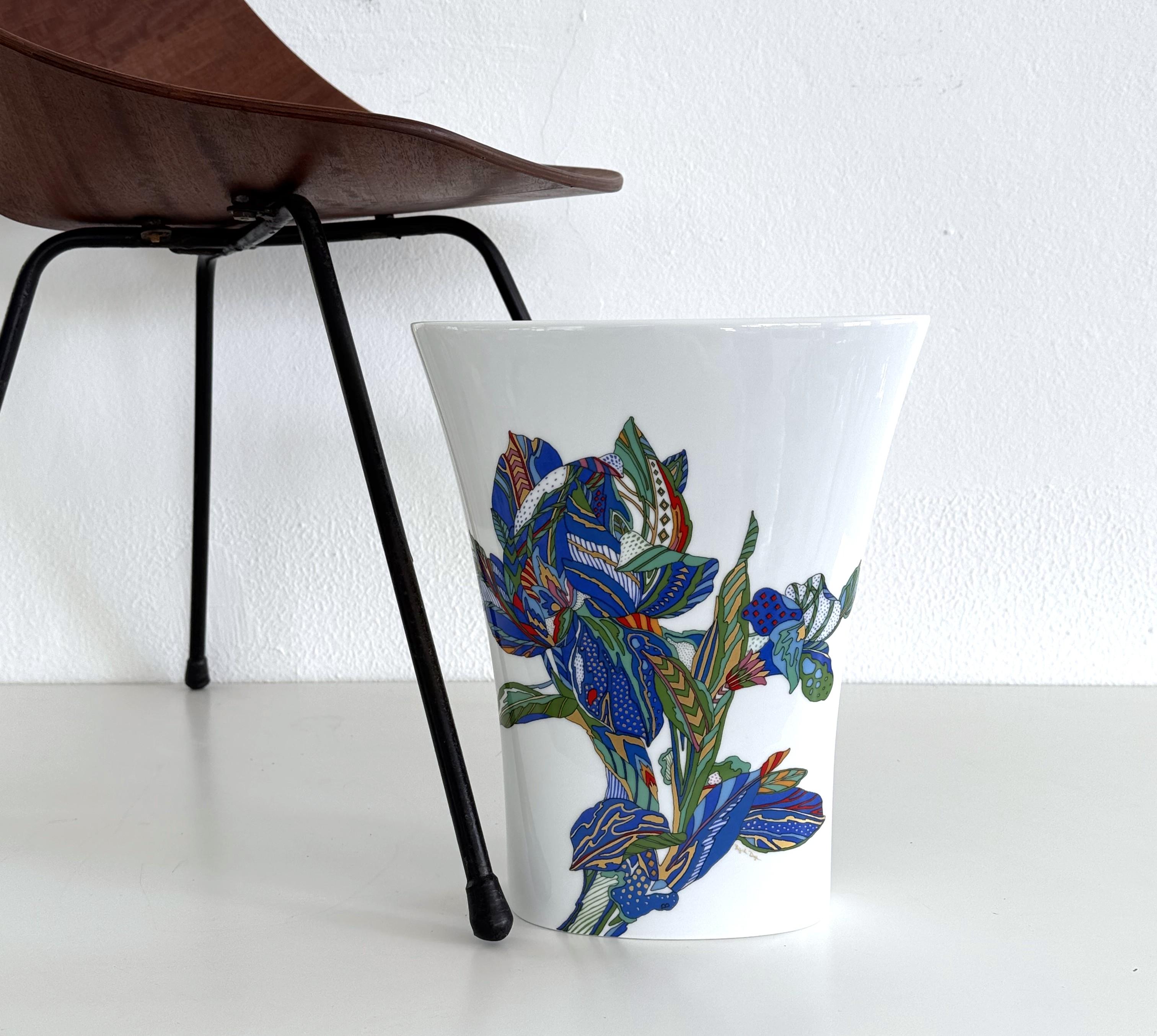 Brigitte Doege for Rosenthal Large Porcelain Flower Vase, 1990s For Sale 7