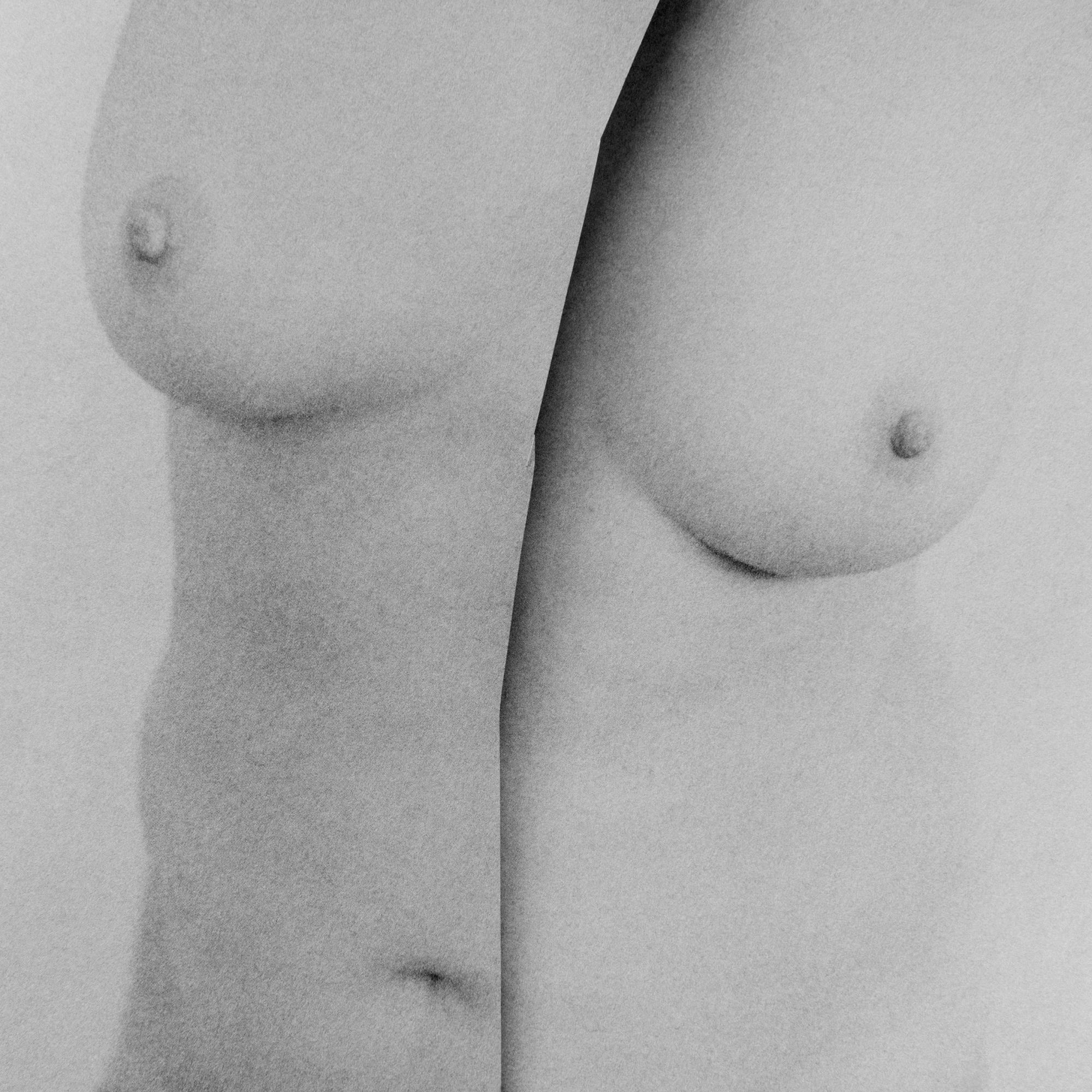Brigitte LUSTENBERGER (*1969, Switzerland)
Not titled yet, from the series 'A Gaze of One's Own‘, 2021
Silver gelatin print on Baryta paper
Sheet 70 x 70 cm (27 1/2 x 27 1/2 in.)
Edition of 5, plus 2 AP; Edn. no. 1/5
print only

Born in Zurich,