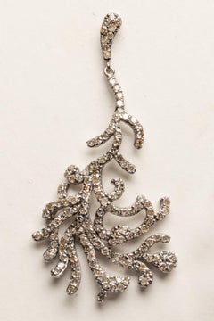 Briliant Cut Diamond Dangle Earrings in a Branch Coral Motif