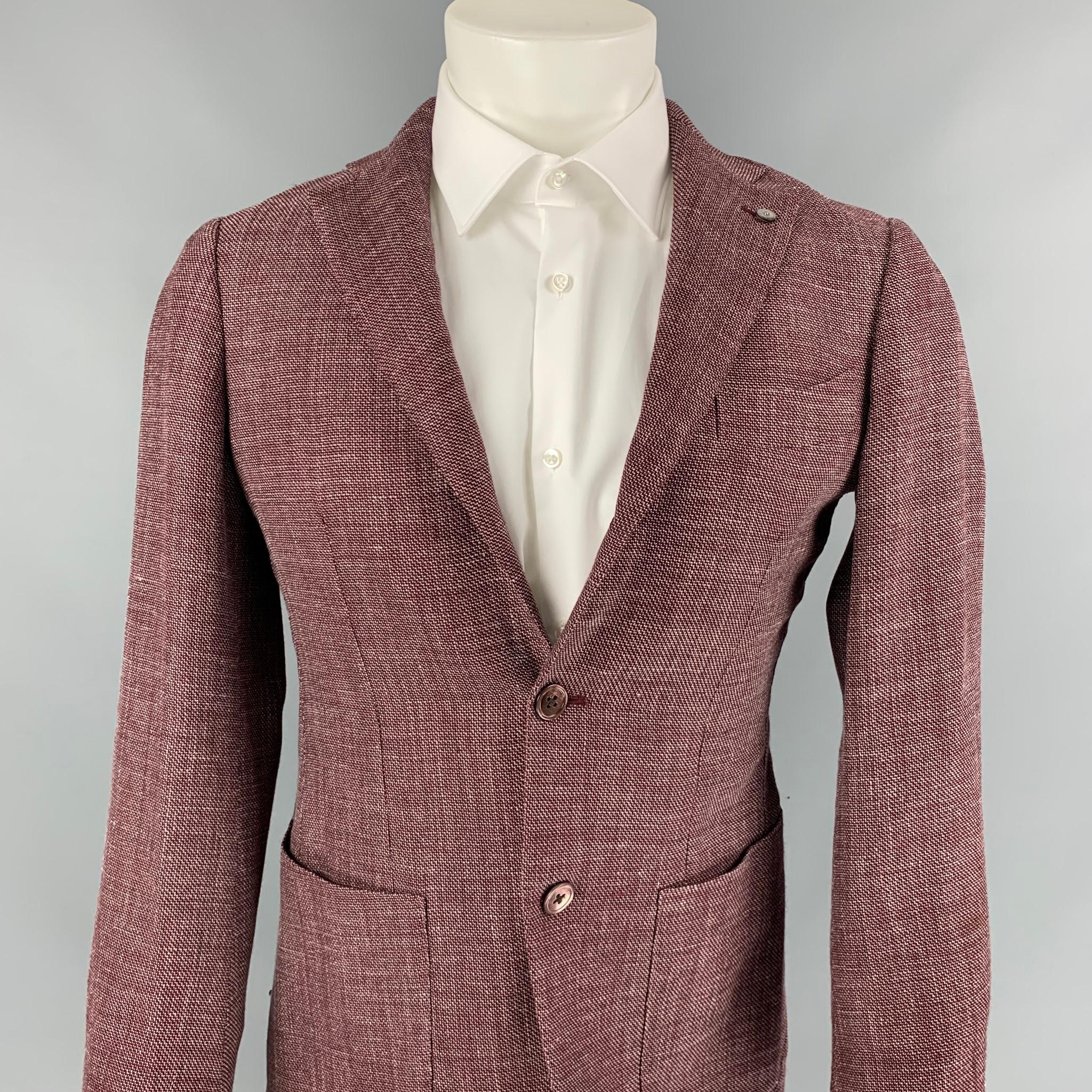 BRILLA sport coat comes in a burgundy & pink woven material with a half liner featuring a notch lapel, double back vent, pin detail, patch pockets, and a three button closure. 

Very Good Pre-Owned Condition.
Marked: 44

Measurements:

Shoulder:
