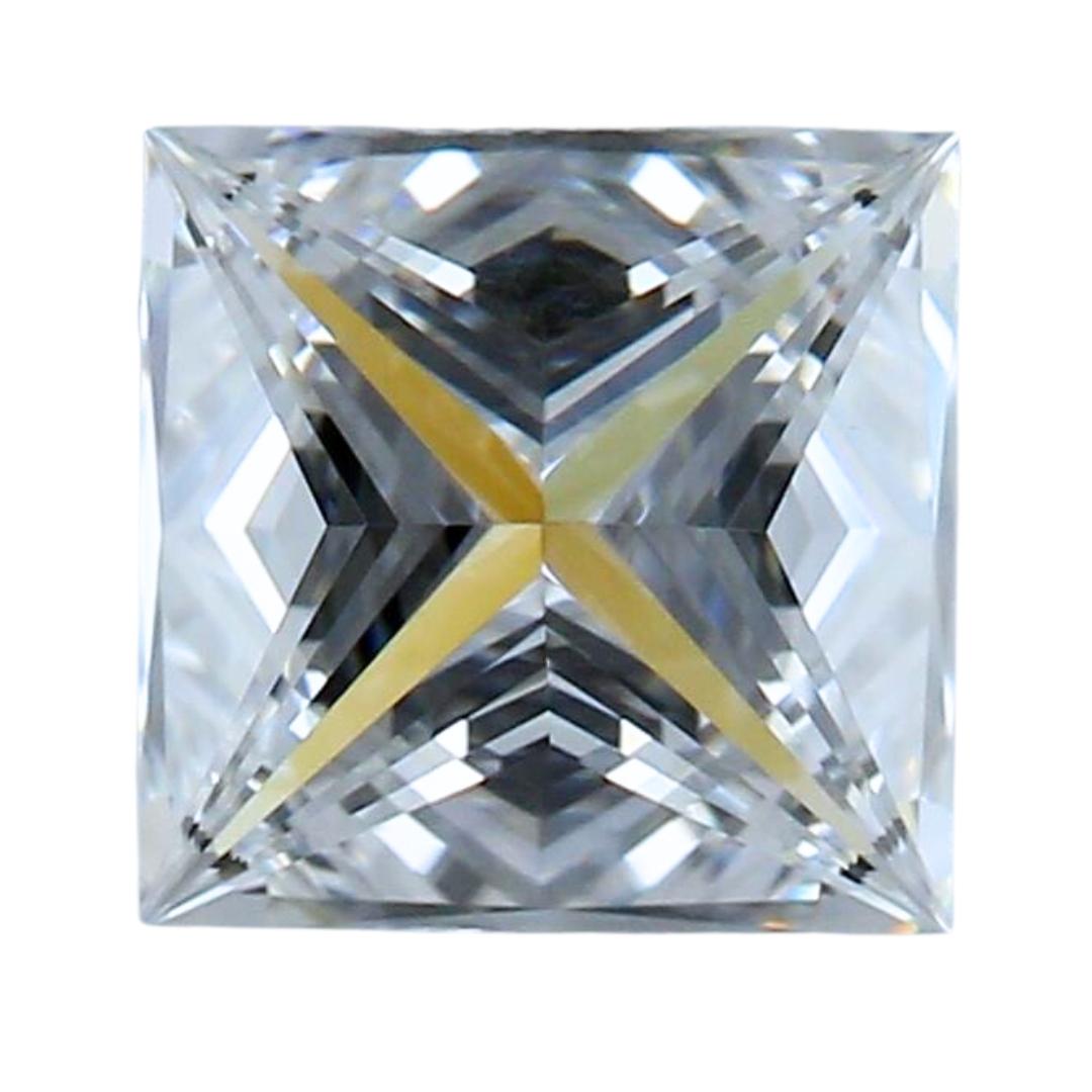 Women's Brilliant 0.50ct Ideal Cut Square Diamond - GIA Certified For Sale