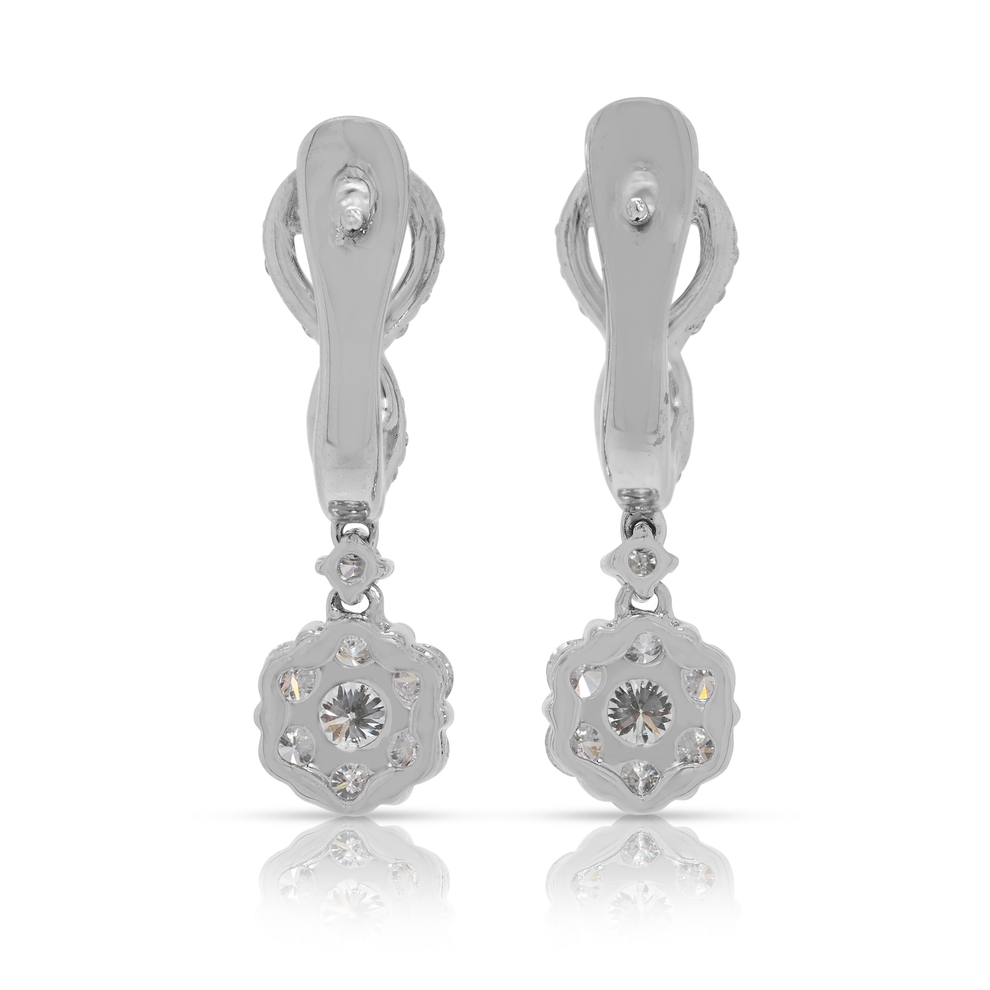 Boucles d'oreilles pendantes en or blanc 18 carats avec diamant Brilliante 0.58ct en vente 2