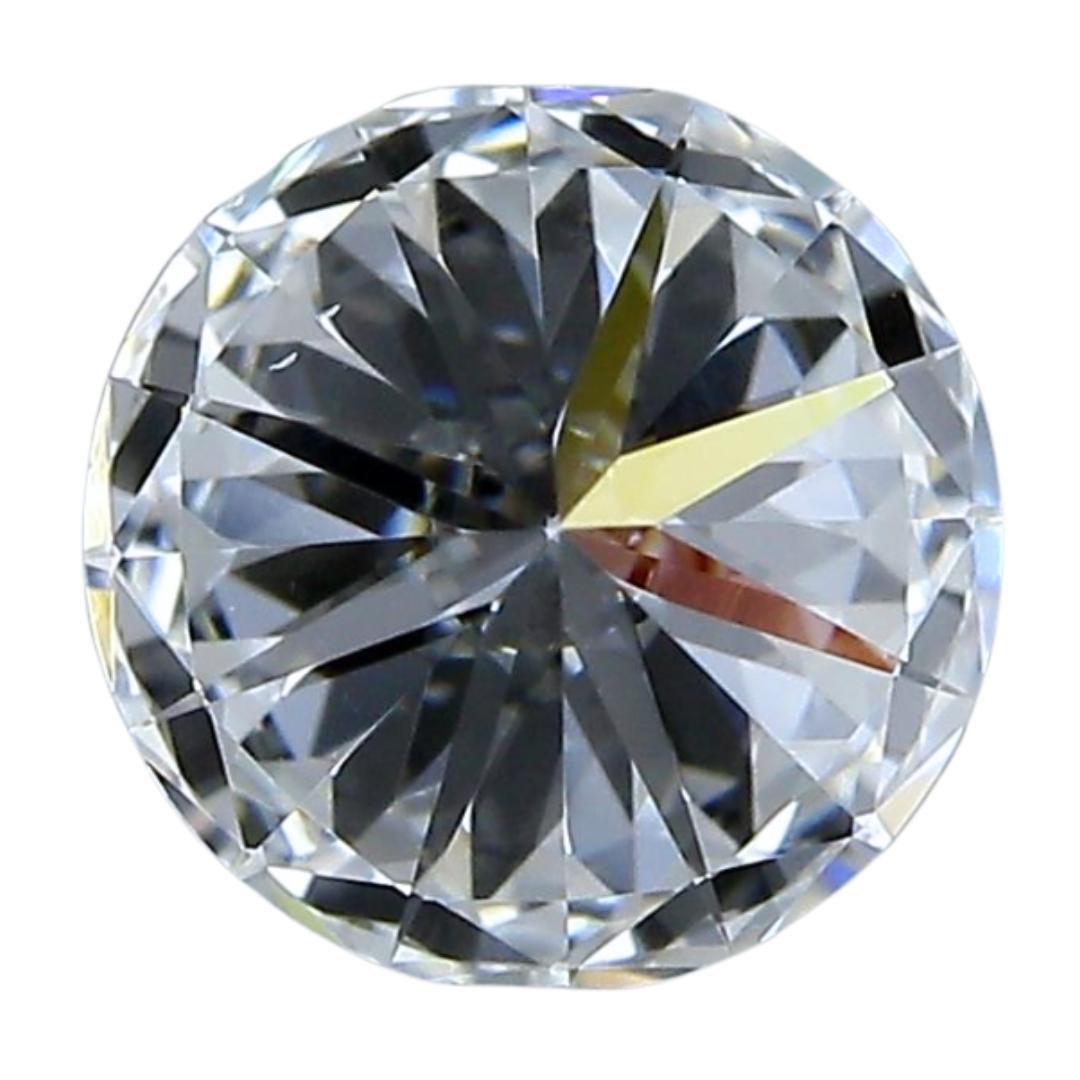 Women's Brilliant 0.63ct Natural Round-Shaped Diamond - GIA Certified For Sale