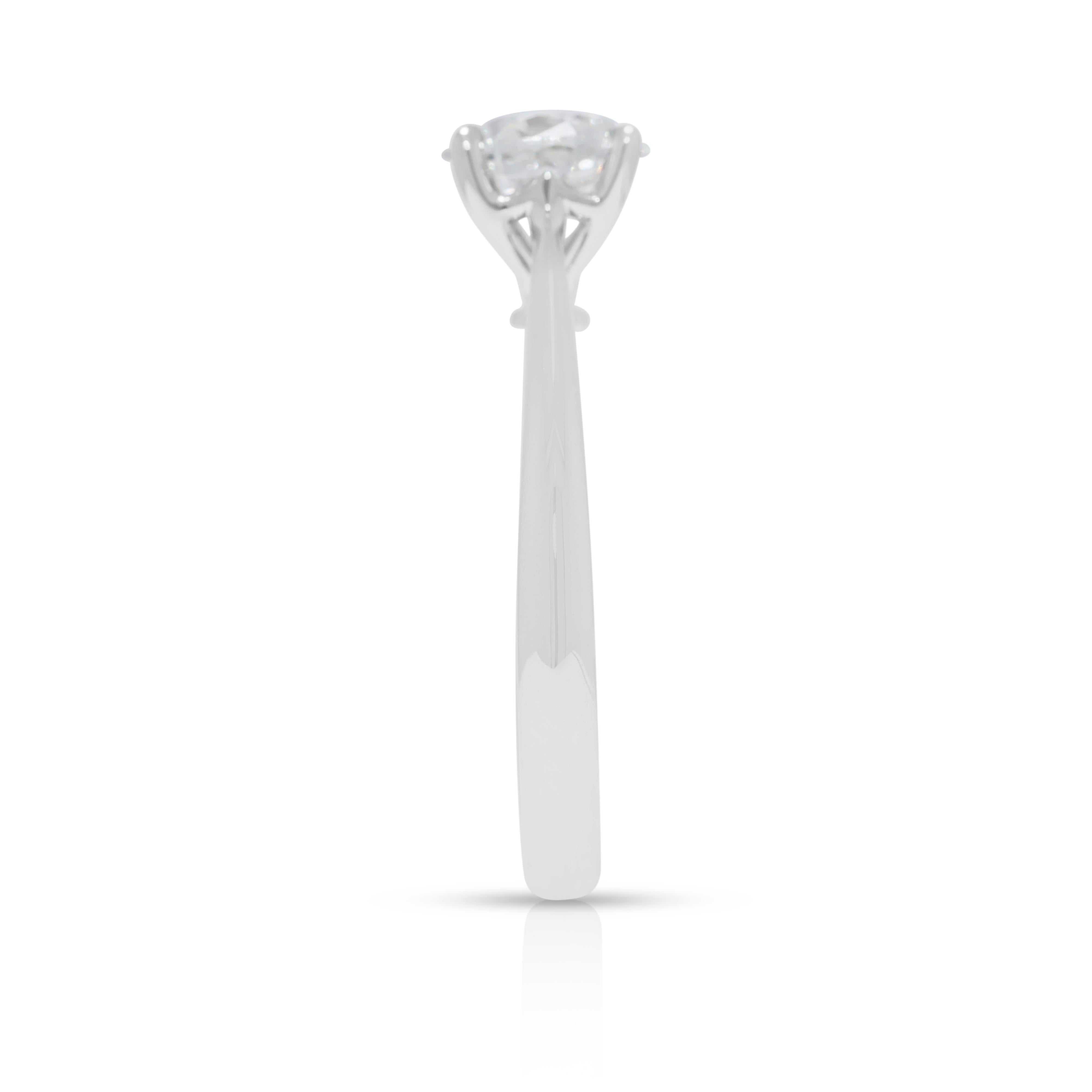 Brilliante 0.94ct Super Ideal Cut Oval Diamond Solitaire in 18K White Gold Pour femmes en vente