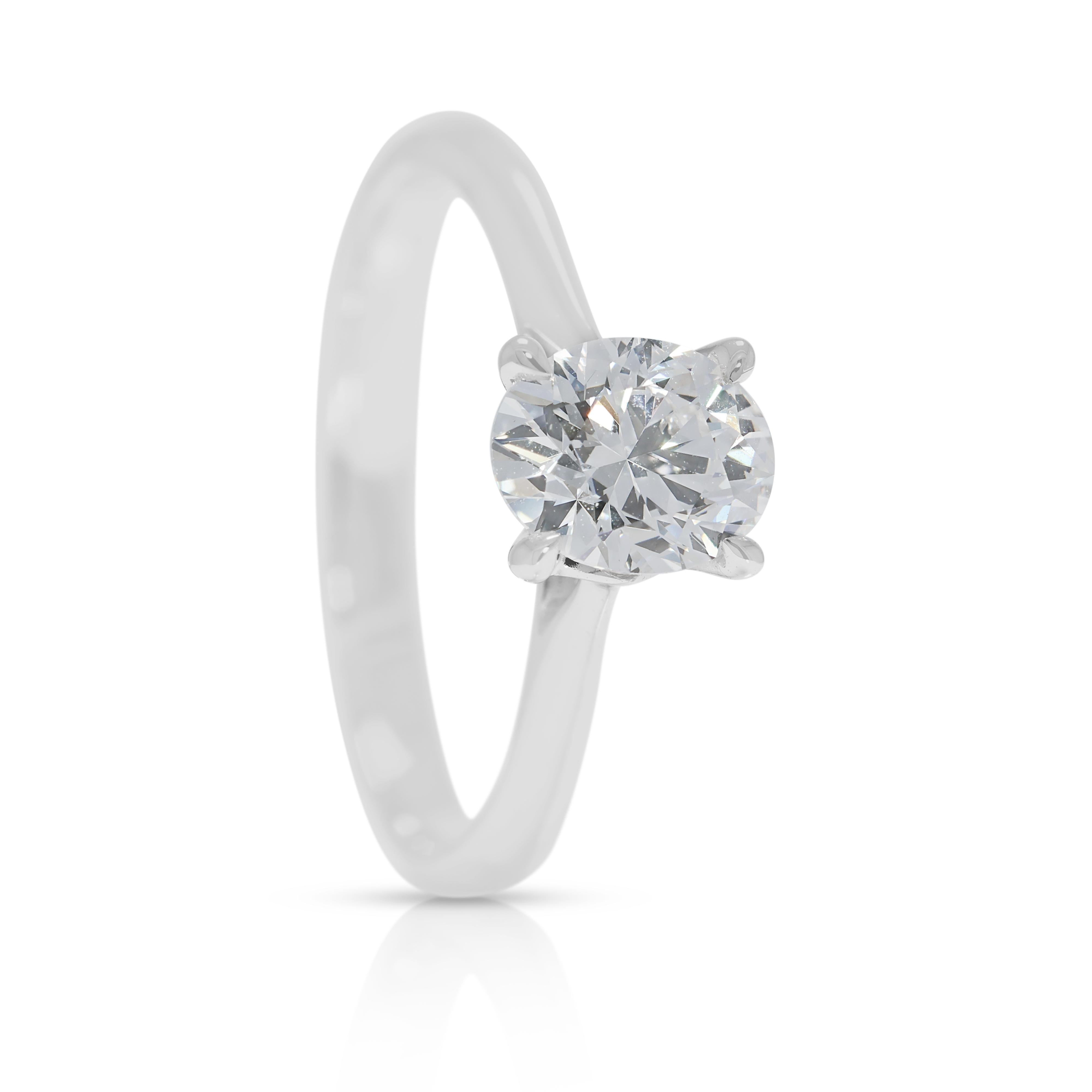 Brilliante 0.94ct Super Ideal Cut Oval Diamond Solitaire in 18K White Gold en vente 1