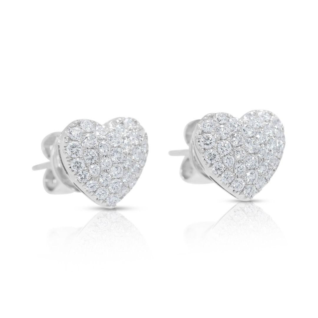 Taglio rotondo Brilliant 0.99ct Natural Diamond Heart Earrings in 18K White Gold in vendita