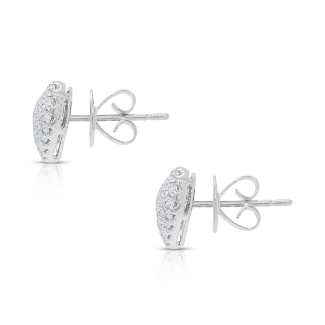 da uomo o donna Brilliant 0.99ct Natural Diamond Heart Earrings in 18K White Gold in vendita