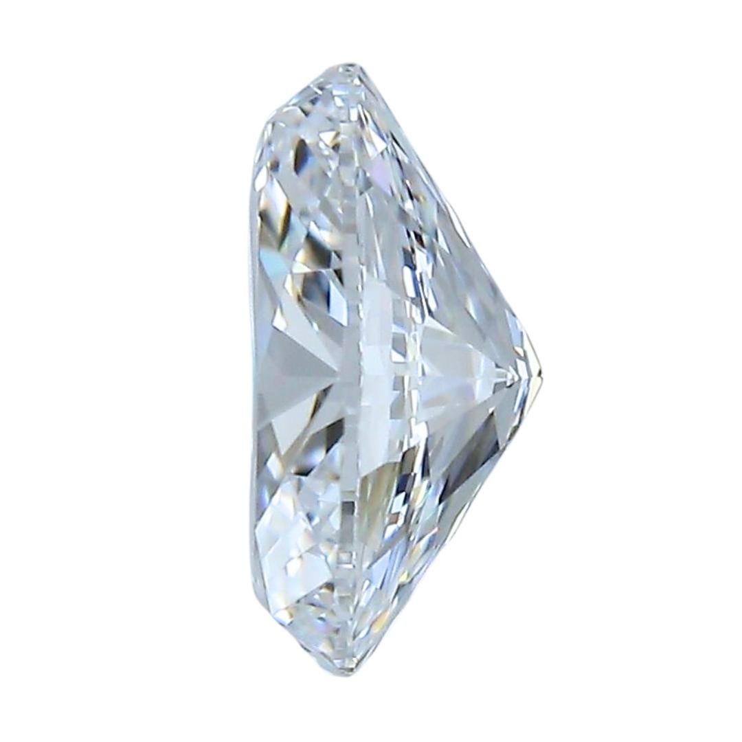 Brilliant 1.00ct Ideal Cut Oval-Shaped Diamond - GIA Certified In New Condition For Sale In רמת גן, IL