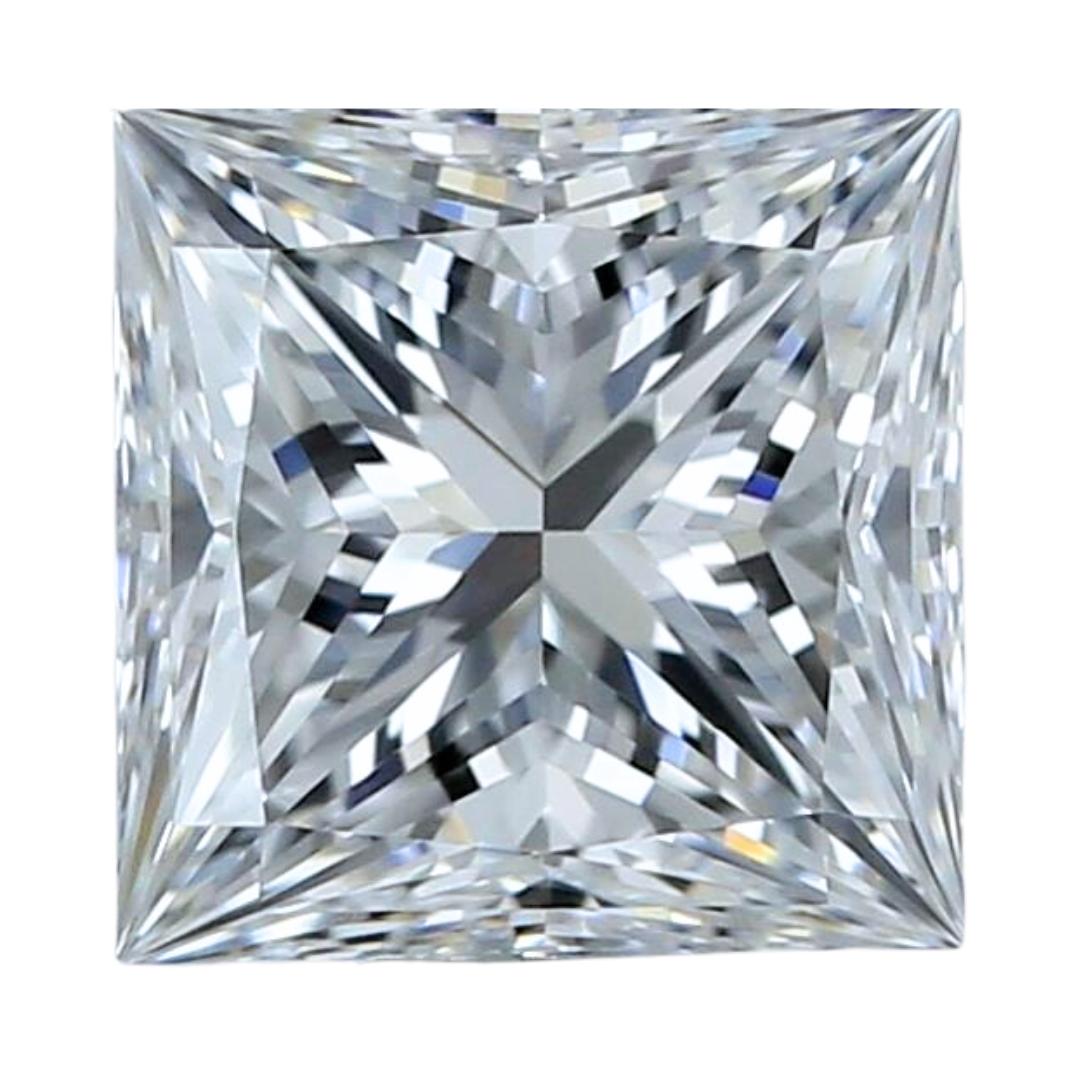 Brilliant 1.01ct Ideal Cut Princess Cut Diamond - IGI Certified For Sale 5