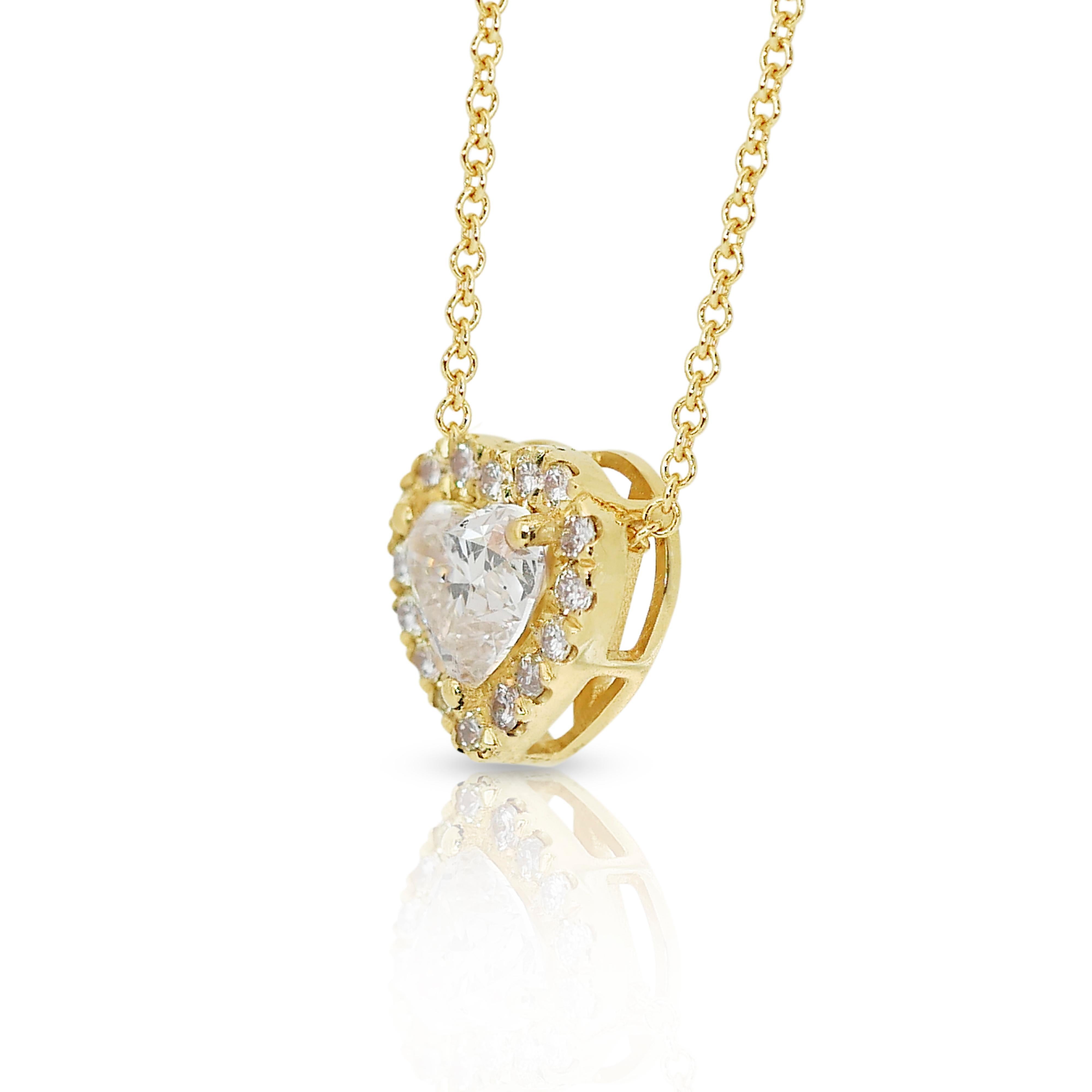 Brilliant 1.28ct Diamonds Halo Necklace in 18k Yellow Gold - IGI Certified For Sale 1