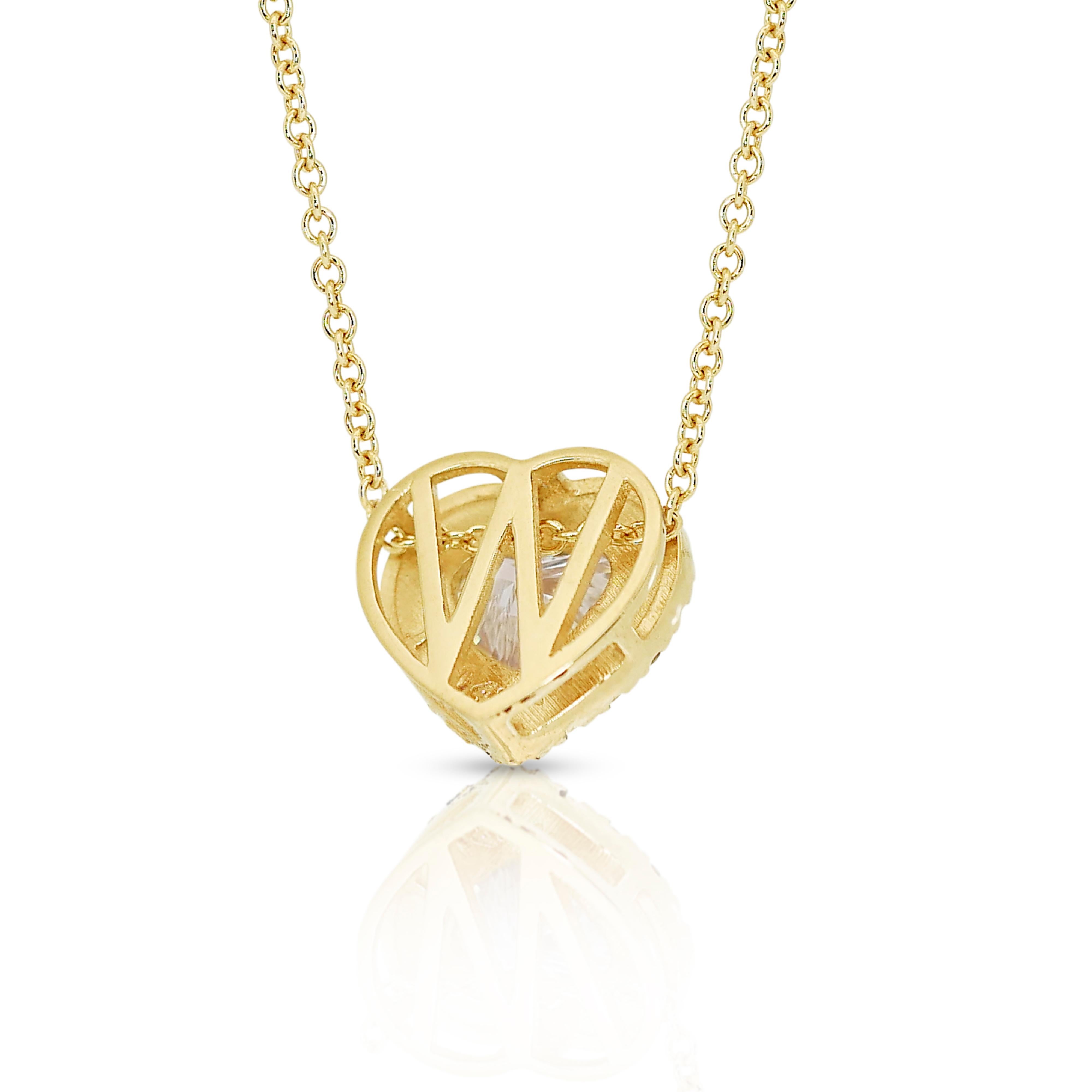 Brilliant 1.28ct Diamonds Halo Necklace in 18k Yellow Gold - IGI Certified For Sale 2