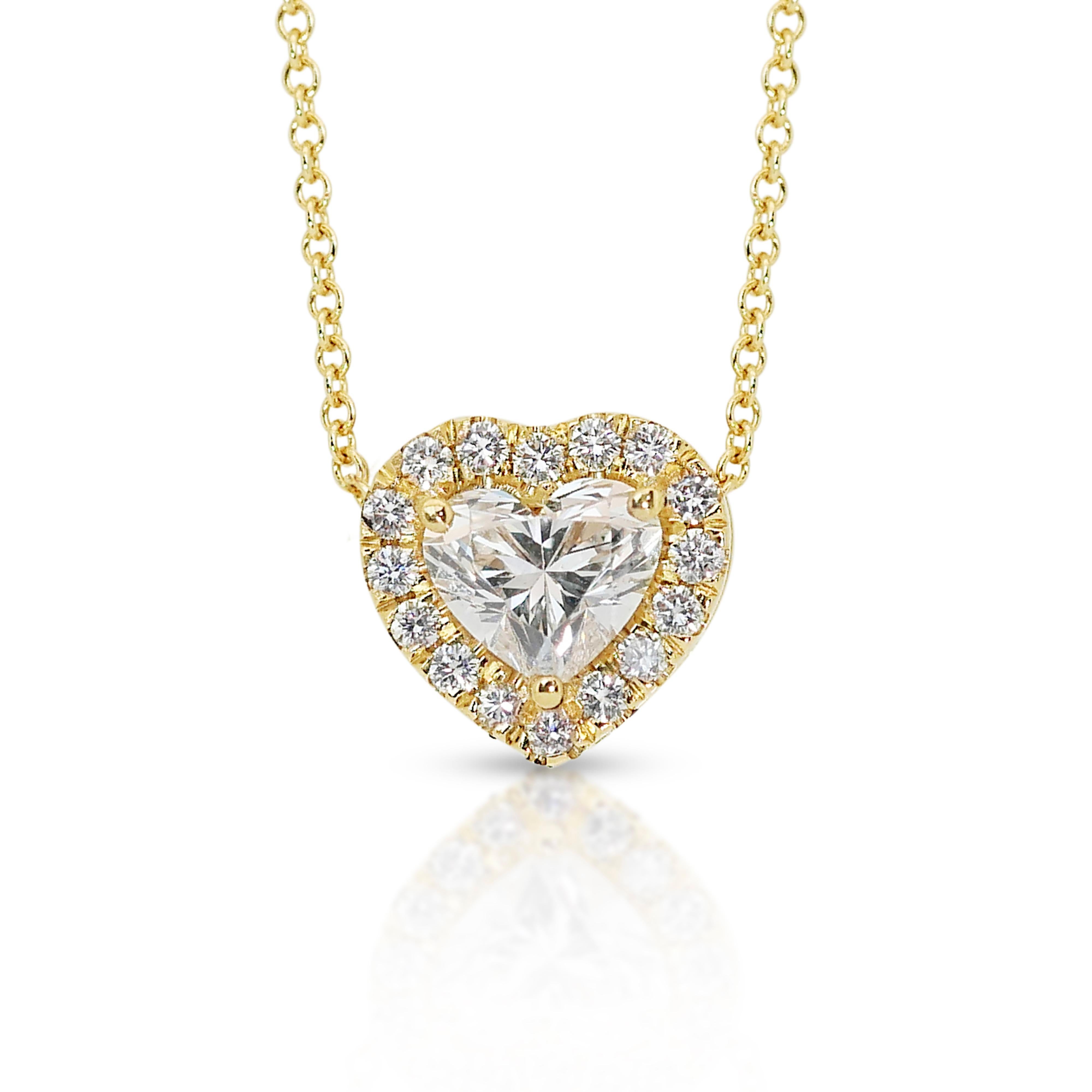Brilliant 1.28ct Diamonds Halo Necklace in 18k Yellow Gold - IGI Certified For Sale 3