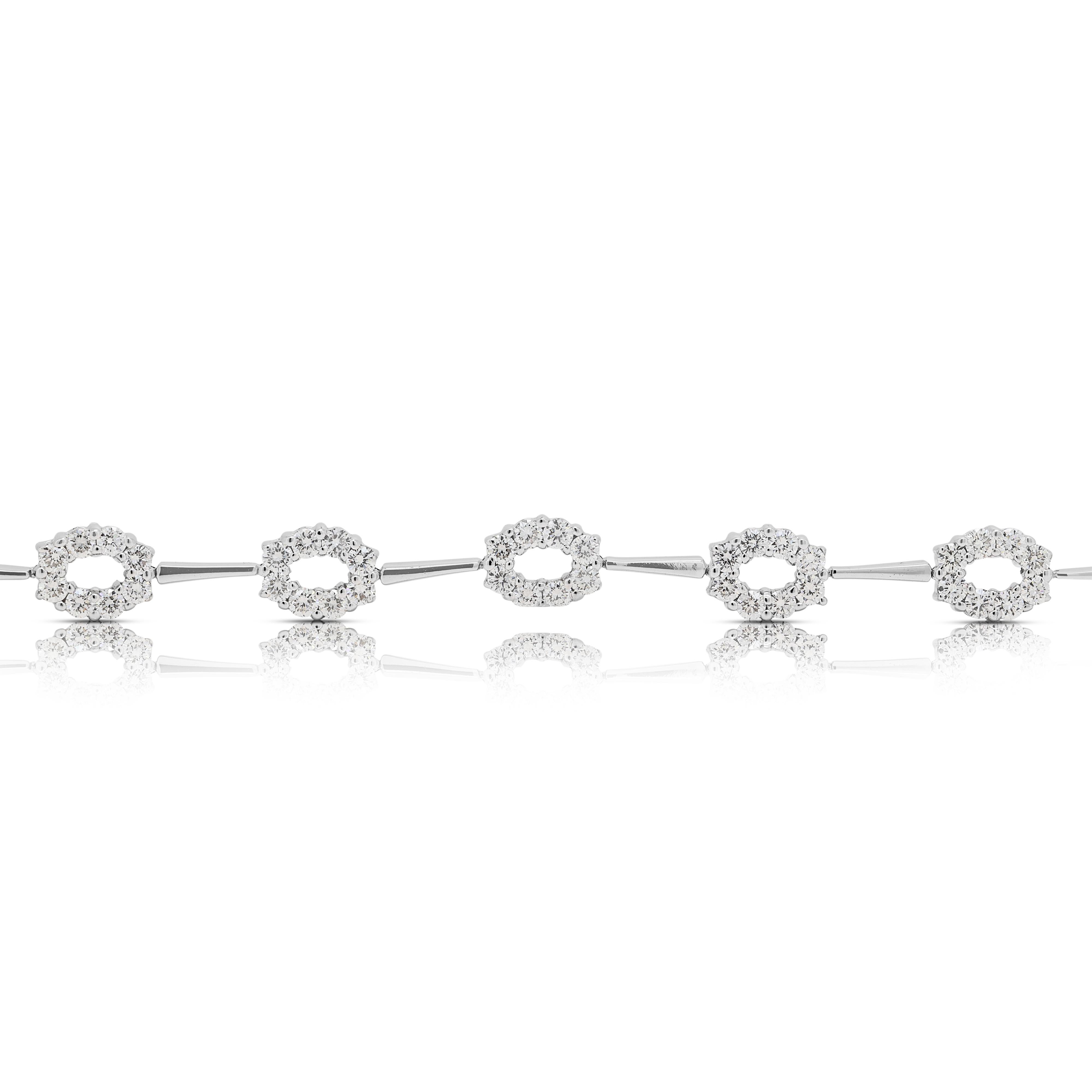 Women's Brilliant 1.2ct Natural Diamond Bracelet in 18K White Gold For Sale