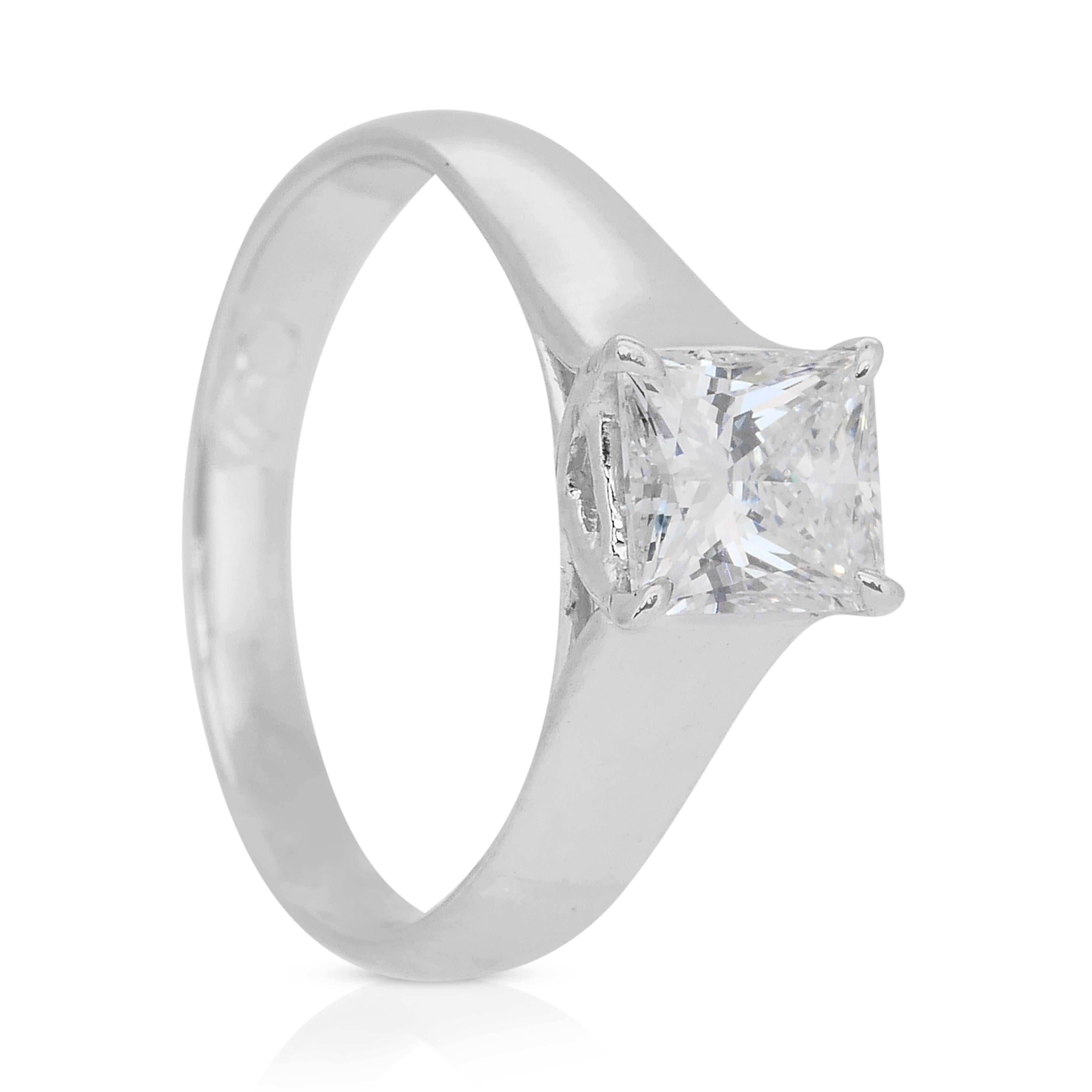 Solitär-Ring aus 18 Karat Weißgold mit Brillanten und 1,30 Karat Diamanten, IGI-zertifiziert im Angebot 2