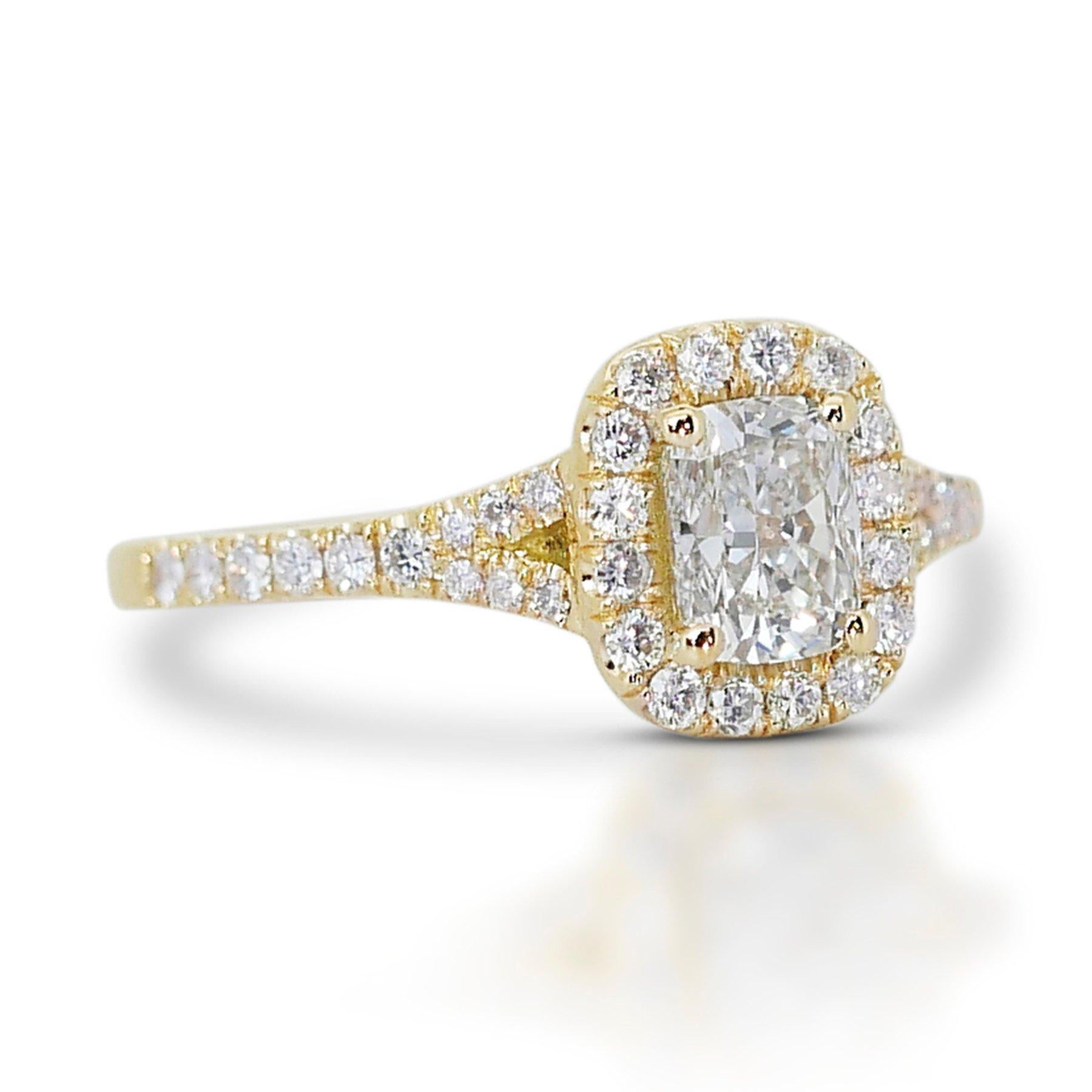 Brilliant 1.33ct Diamond Halo Ring in 18k Yellow Gold – GIA Certified

This exquisite 18k yellow gold ring exemplifies luxury with its 1.00-carat cushion-cut main diamond. Enhancing the centerpiece, 40 round side diamonds totaling 0.33 carats, add a