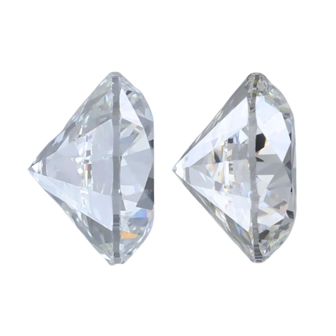 Coppia di diamanti rotondi e brillanti da 1,41 carati - certificati GIA In condizioni Nuovo in vendita a רמת גן, IL