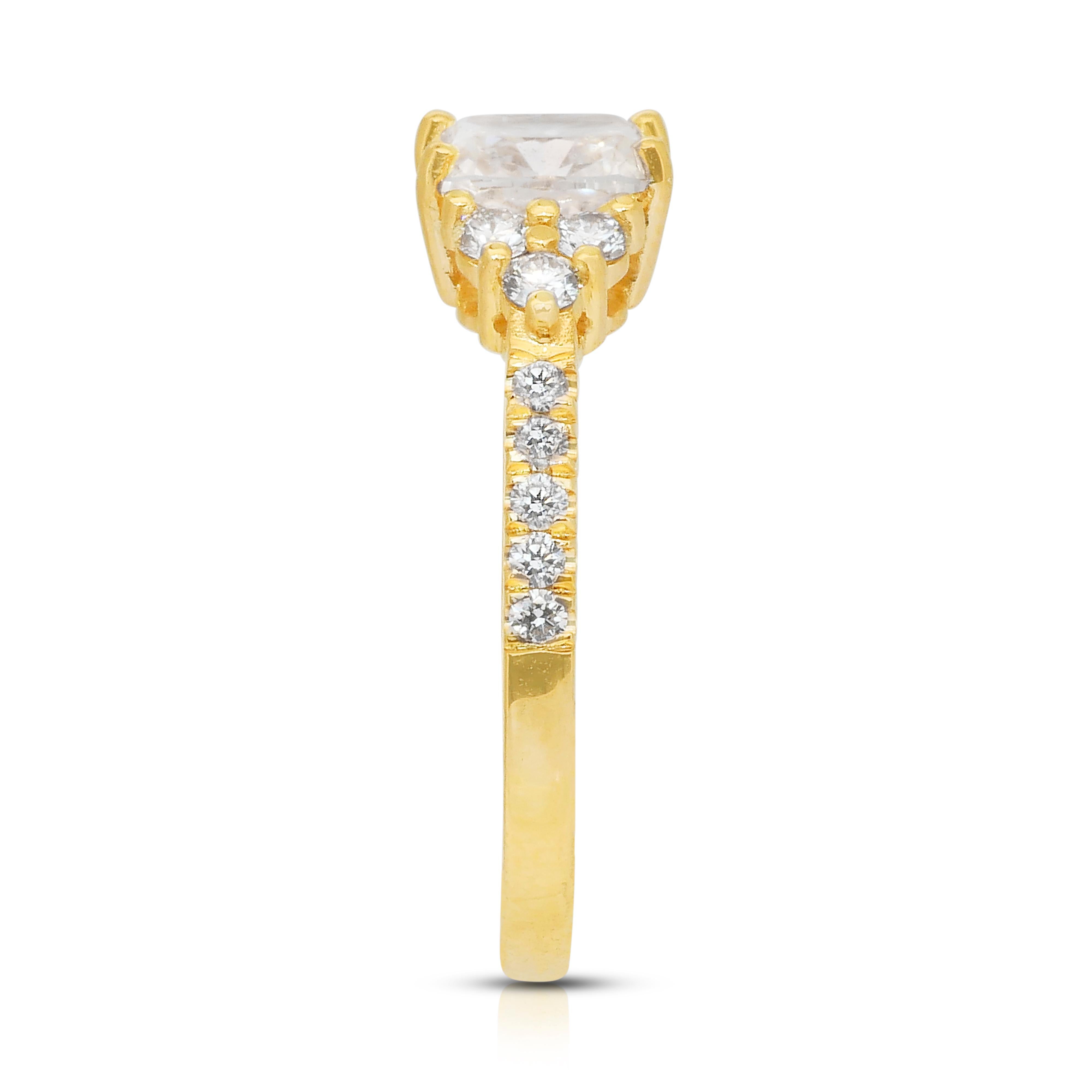 Brilliant 1.46ct Diamonds Pave Ring in 18k Yellow Gold - IGI Certified For Sale 2
