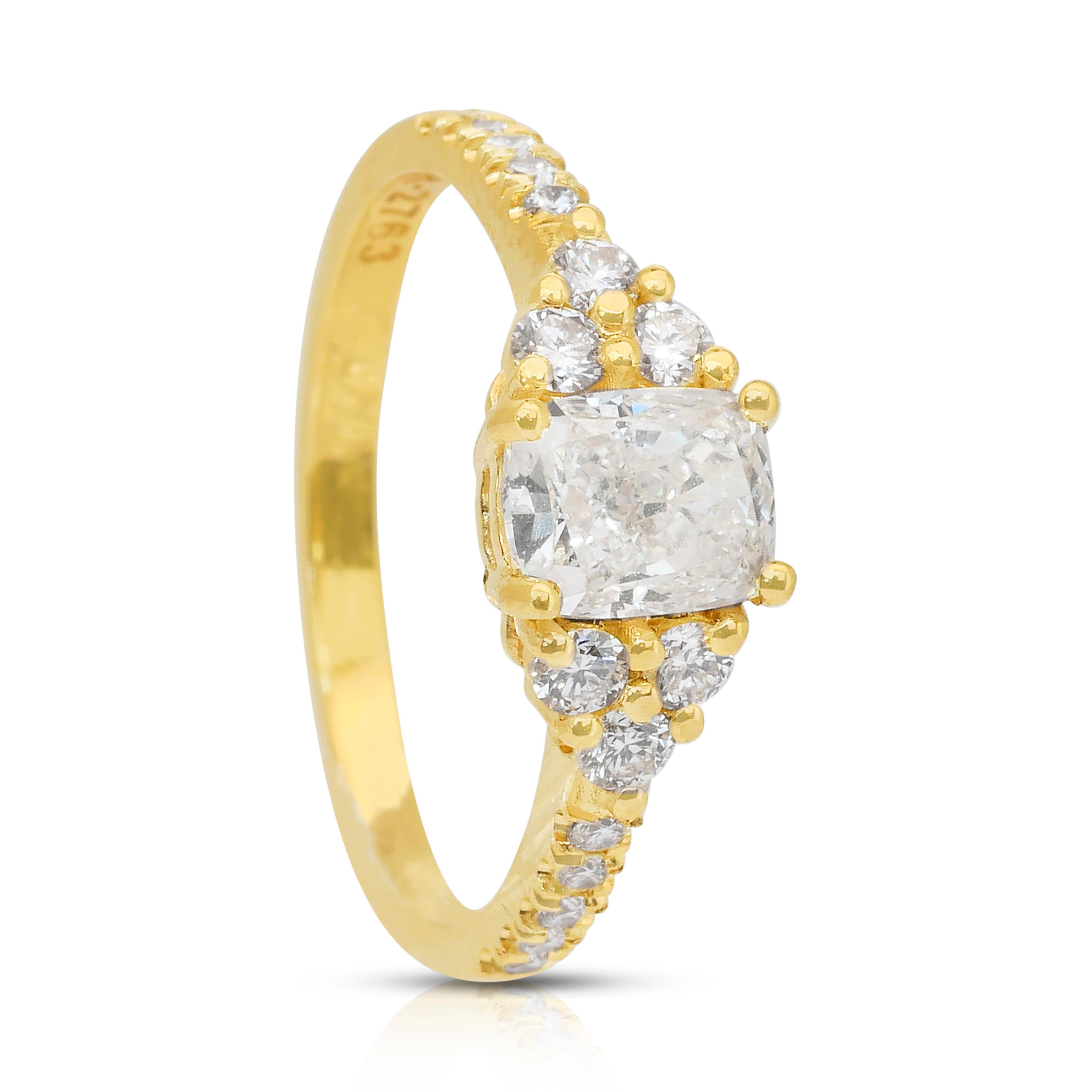 Brilliant 1.46ct Diamonds Pave Ring in 18k Yellow Gold - IGI Certified For Sale 3