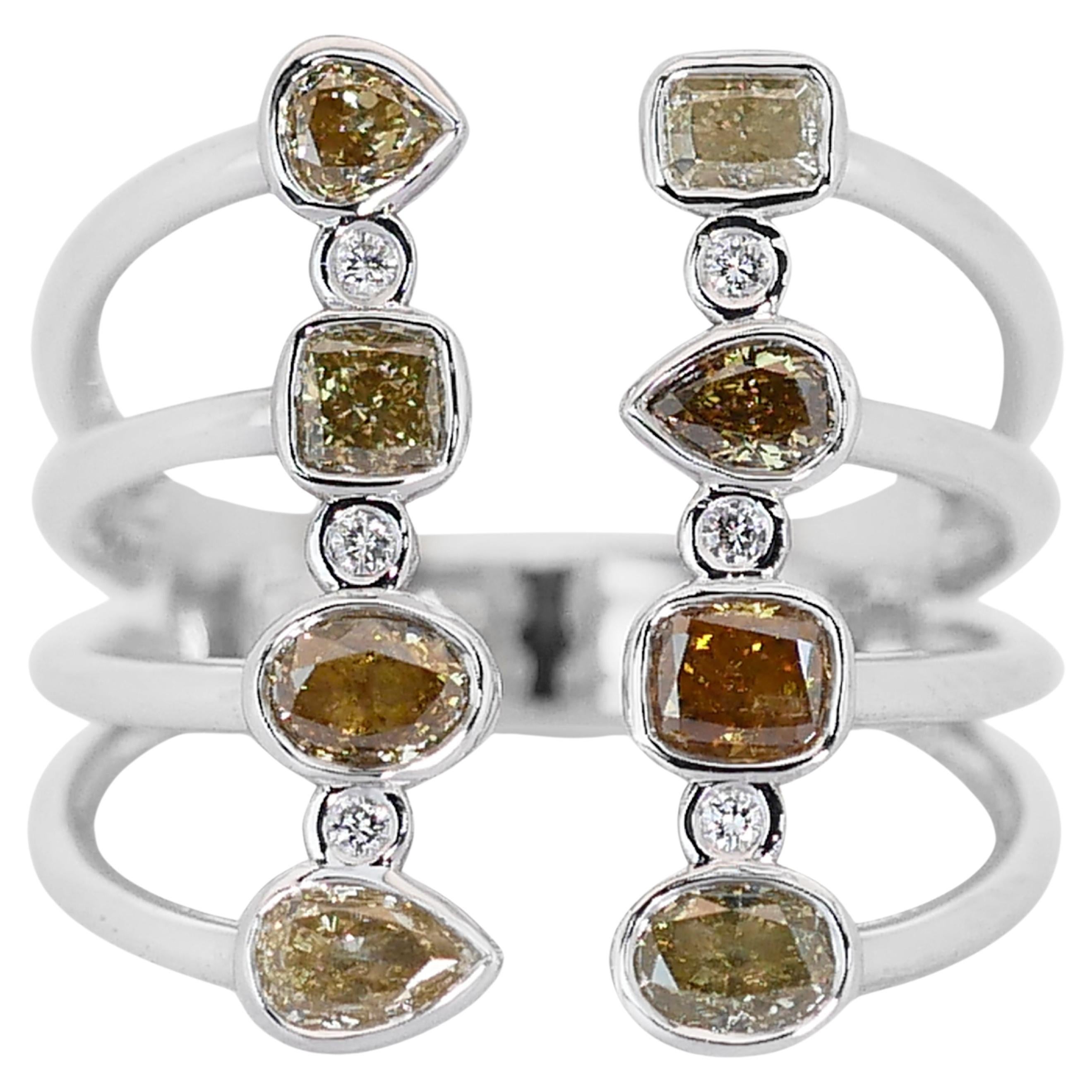 Brillant 14k Weißgold Fancy Colored Diamond Ring w/1,64 ct - AIG zertifiziert im Angebot