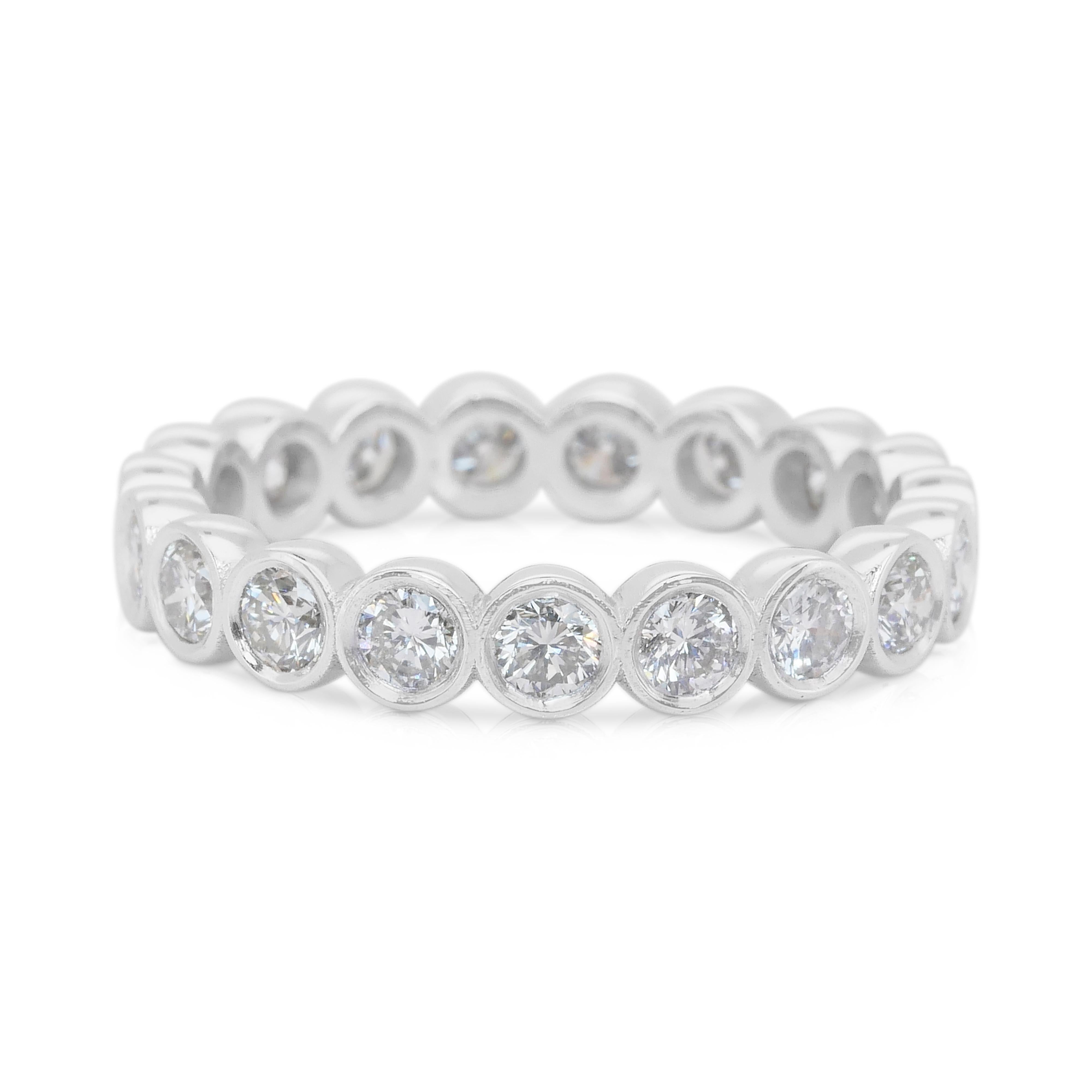Brillant 1,82ct Diamanten Eternity Ring in 14k Weißgold - IGI zertifiziert im Angebot 1