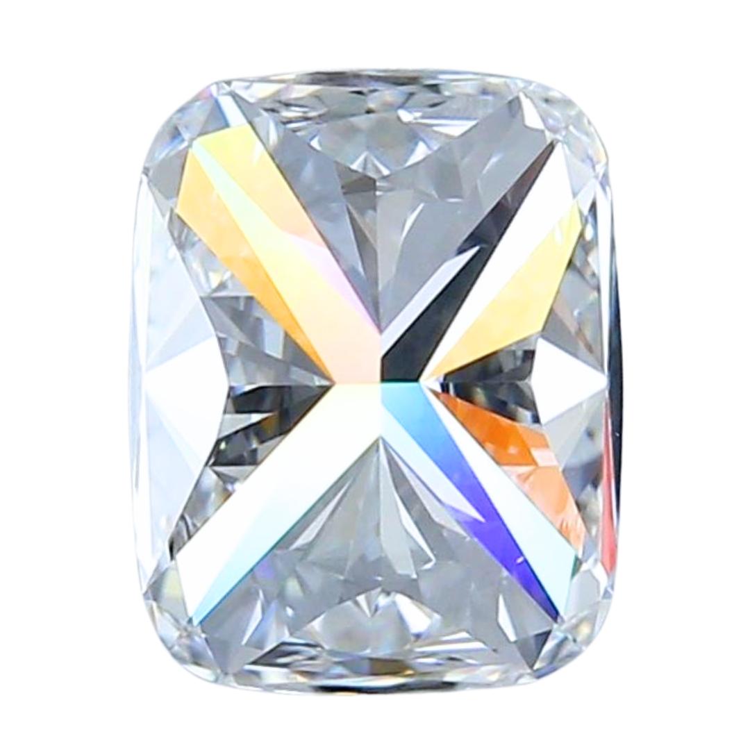 Donna Brilliante 2.01ct Doppio Eccellente Taglio Ideale a forma di Cuscino - GIA in vendita