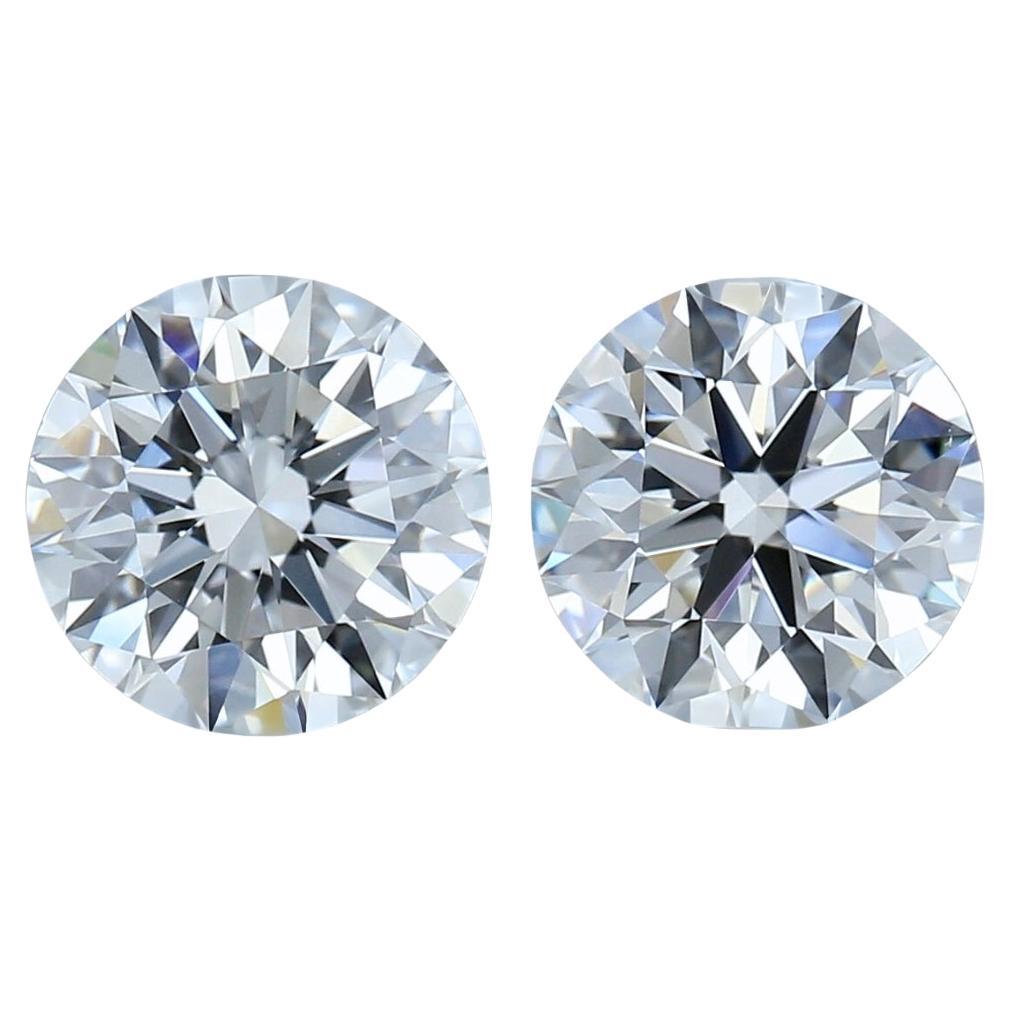 Paar runde Diamanten im Brillantschliff, 2,04 Karat, dreifach ausgezeichneter Idealschliff