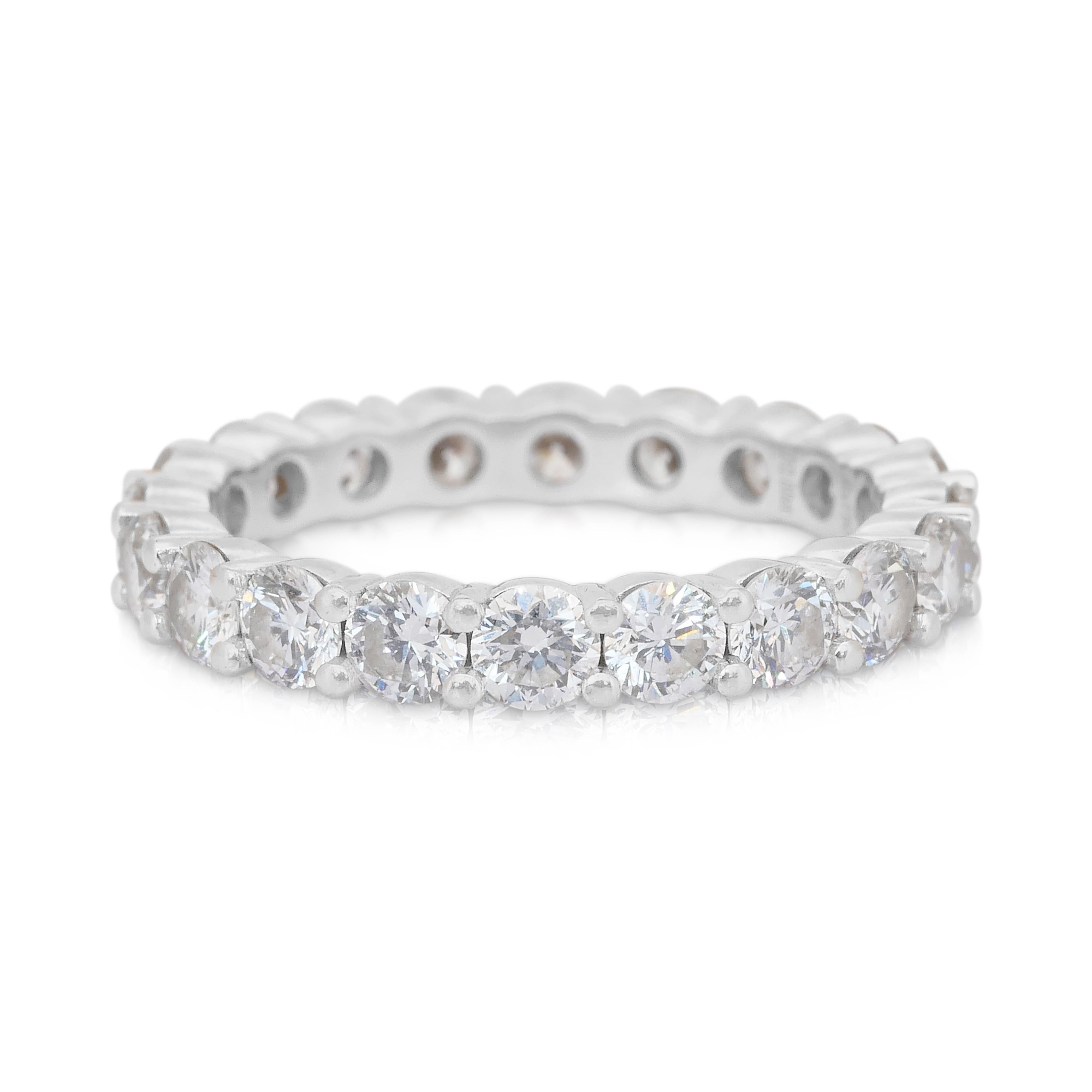 Taille ronde Bague en or blanc 18k sertie de diamants Brilliante 2.32ct - Certifiée IGI en vente