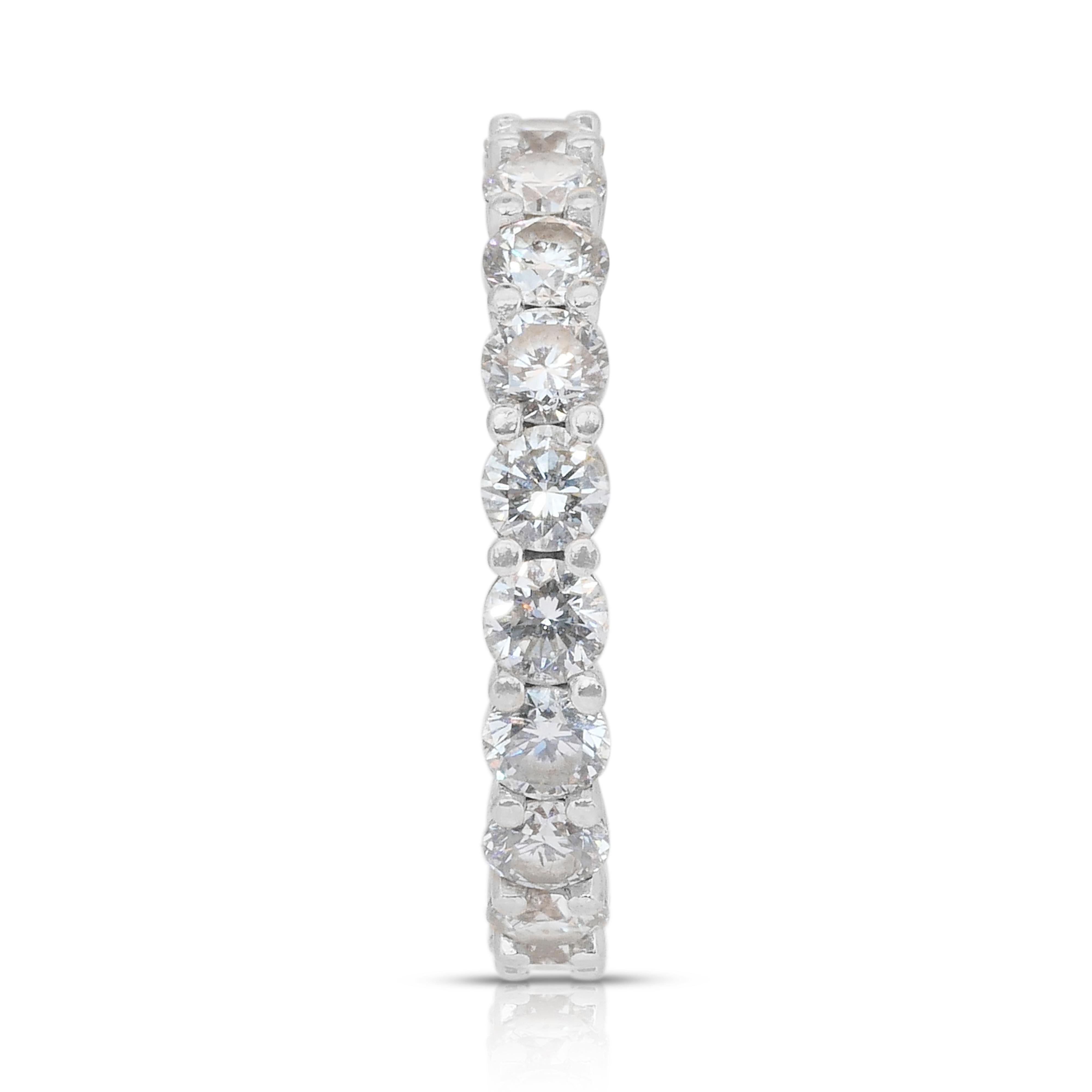 Bague en or blanc 18k sertie de diamants Brilliante 2.32ct - Certifiée IGI Neuf - En vente à רמת גן, IL