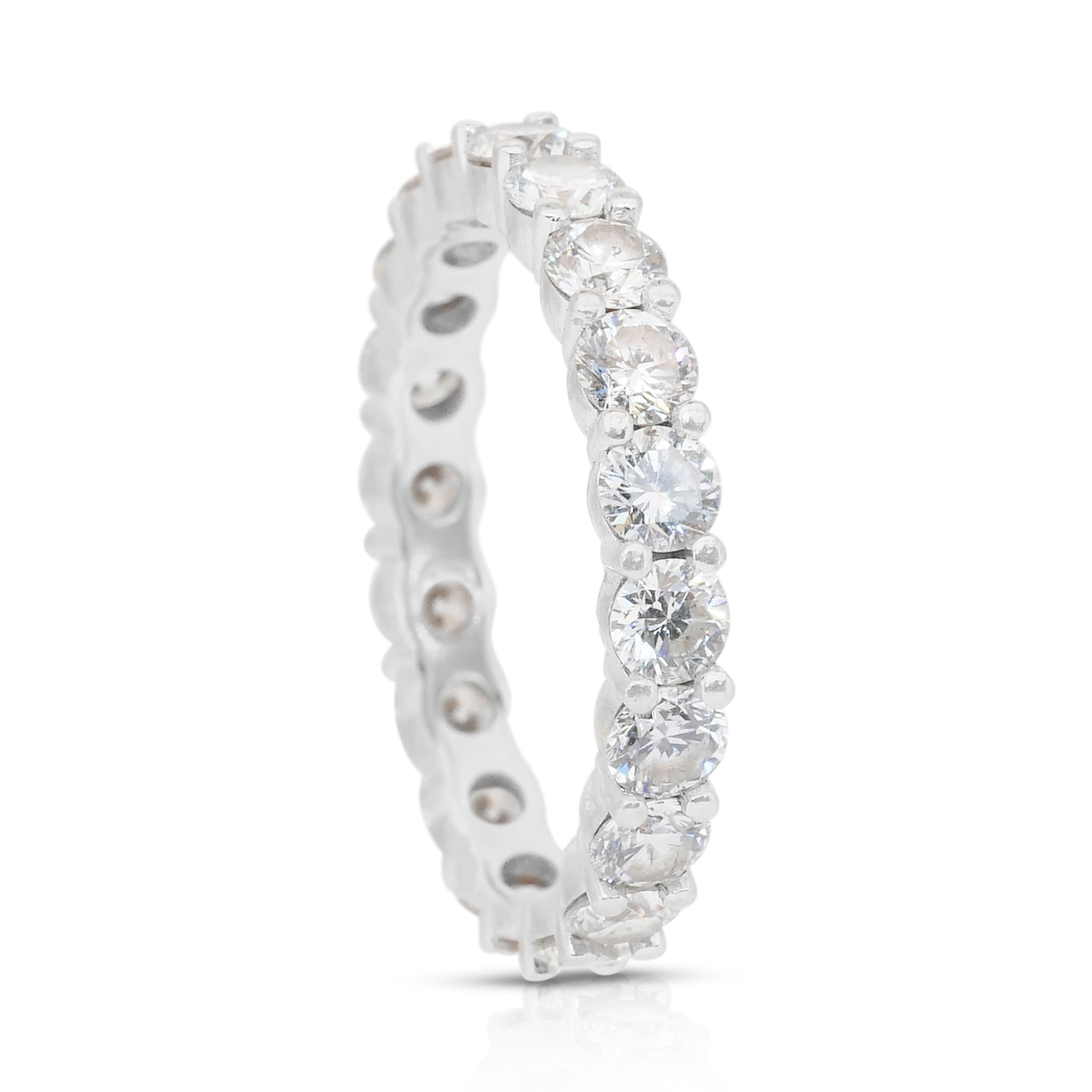 Bague en or blanc 18k sertie de diamants Brilliante 2.32ct - Certifiée IGI Pour femmes en vente