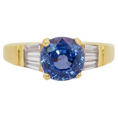 Brilliant 2.39ct Sapphire and Diamonds Cluster Ring in 18k Yellow Gold - IGI