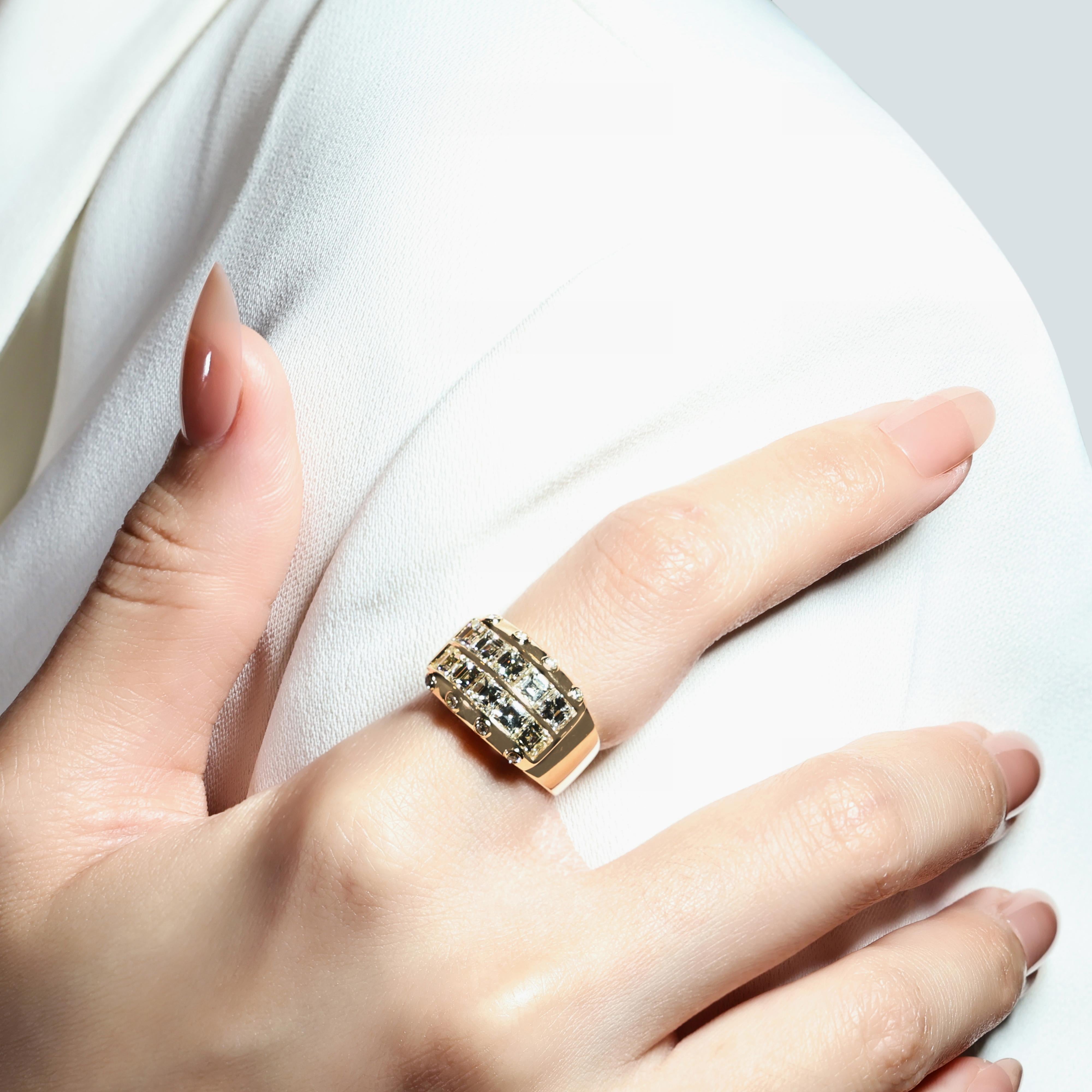 Brilliant 2.62ct Natural Diamonds Ring in 20K Yellow Gold 3