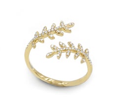 Brilliant .31 Carat Diamond Pave 14 Karat Yellow Fashion Feather Wreath Ring