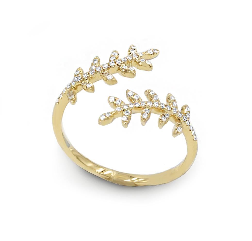 Round Cut Brilliant .31 Carat Diamond Pave 14 Karat Yellow Fashion Feather Wreath Ring For Sale