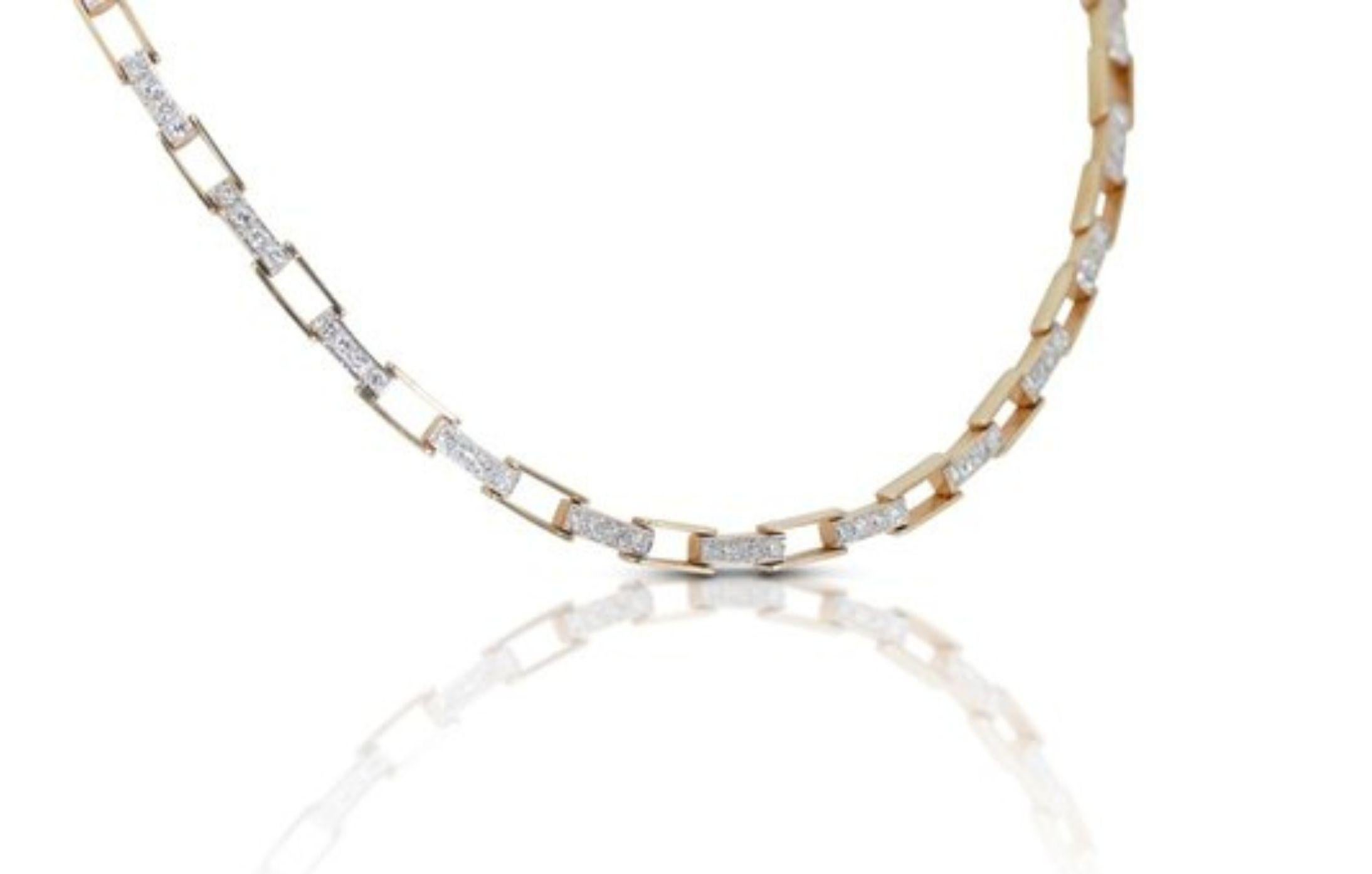 Round Cut Brilliant 3.12 total carat Natural Diamond Necklace For Sale