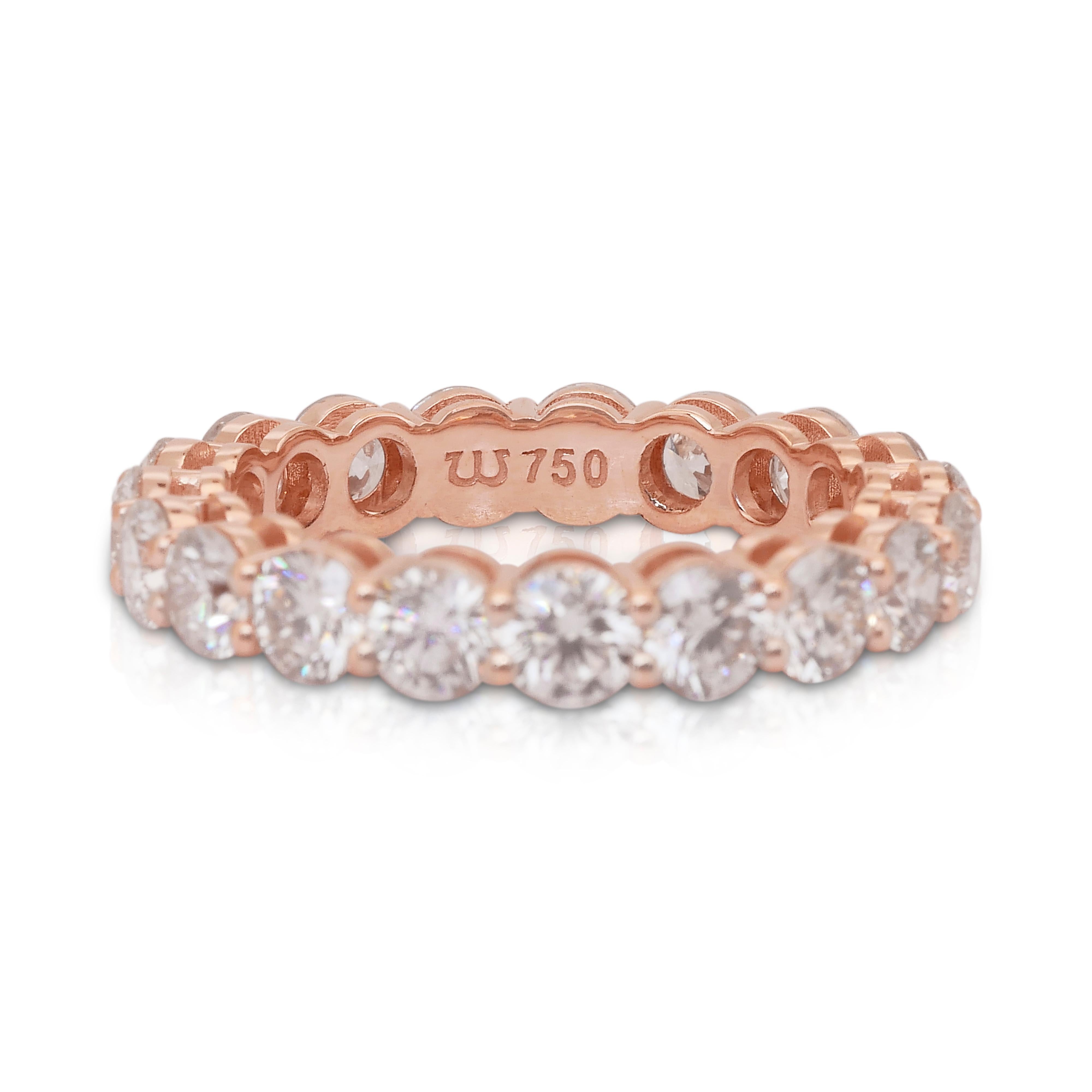 Brilliant 3.88ct Diamonds Eternity Ring in 18k Rose Gold - IGI Certified im Zustand „Neu“ im Angebot in רמת גן, IL