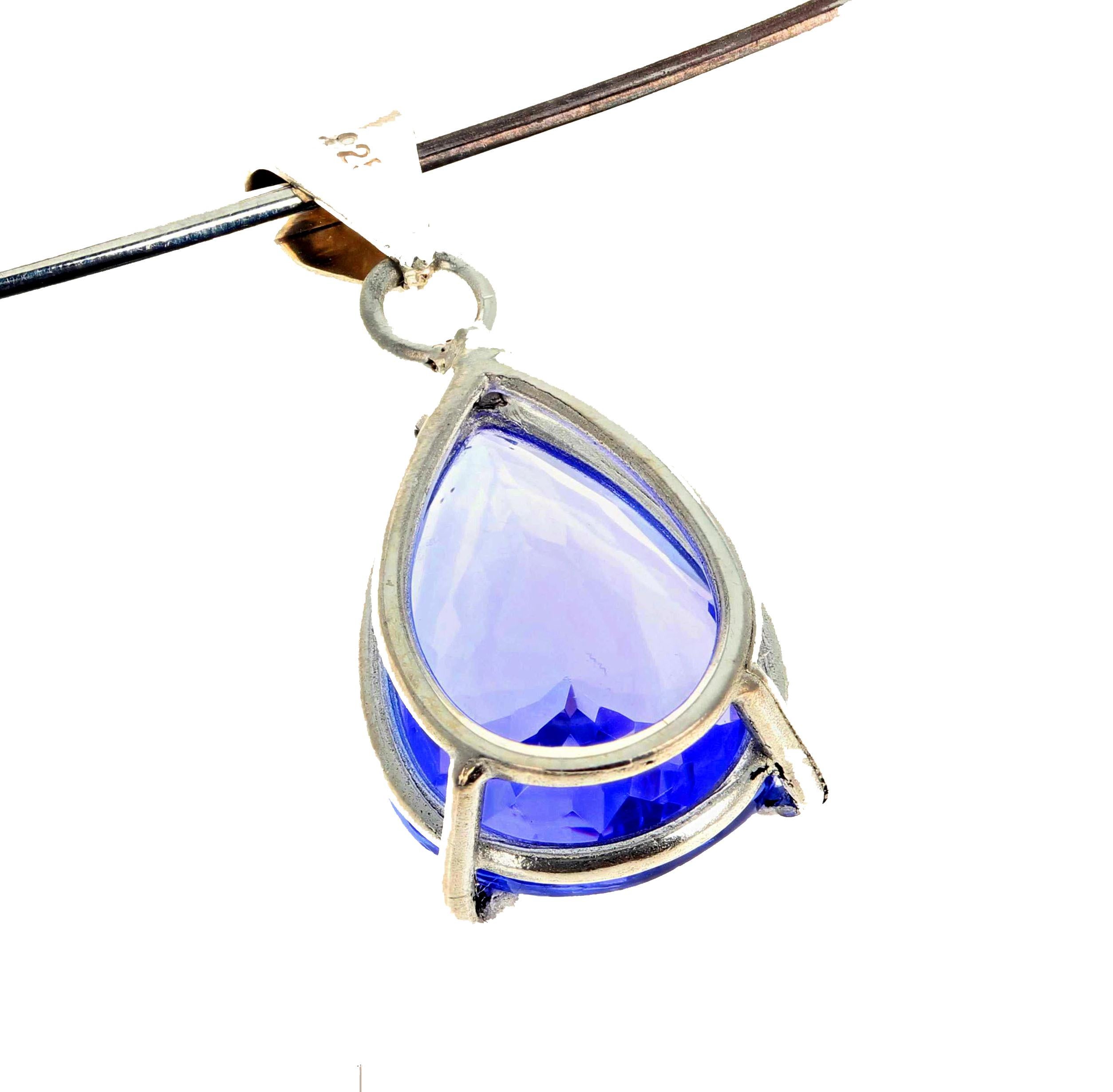 AJD Ciondolo in argento sterling con tanzanite reale grande e scintillante da 6,9 carati in vendita 2