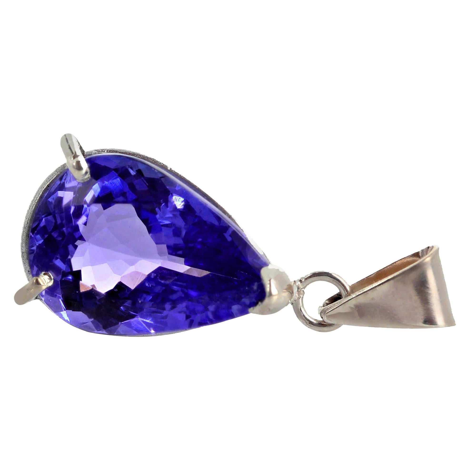 AJD BREATHTAKING Glittering Large REAL 6.9 Ct Tanzanite Sterling Silver Pendant For Sale