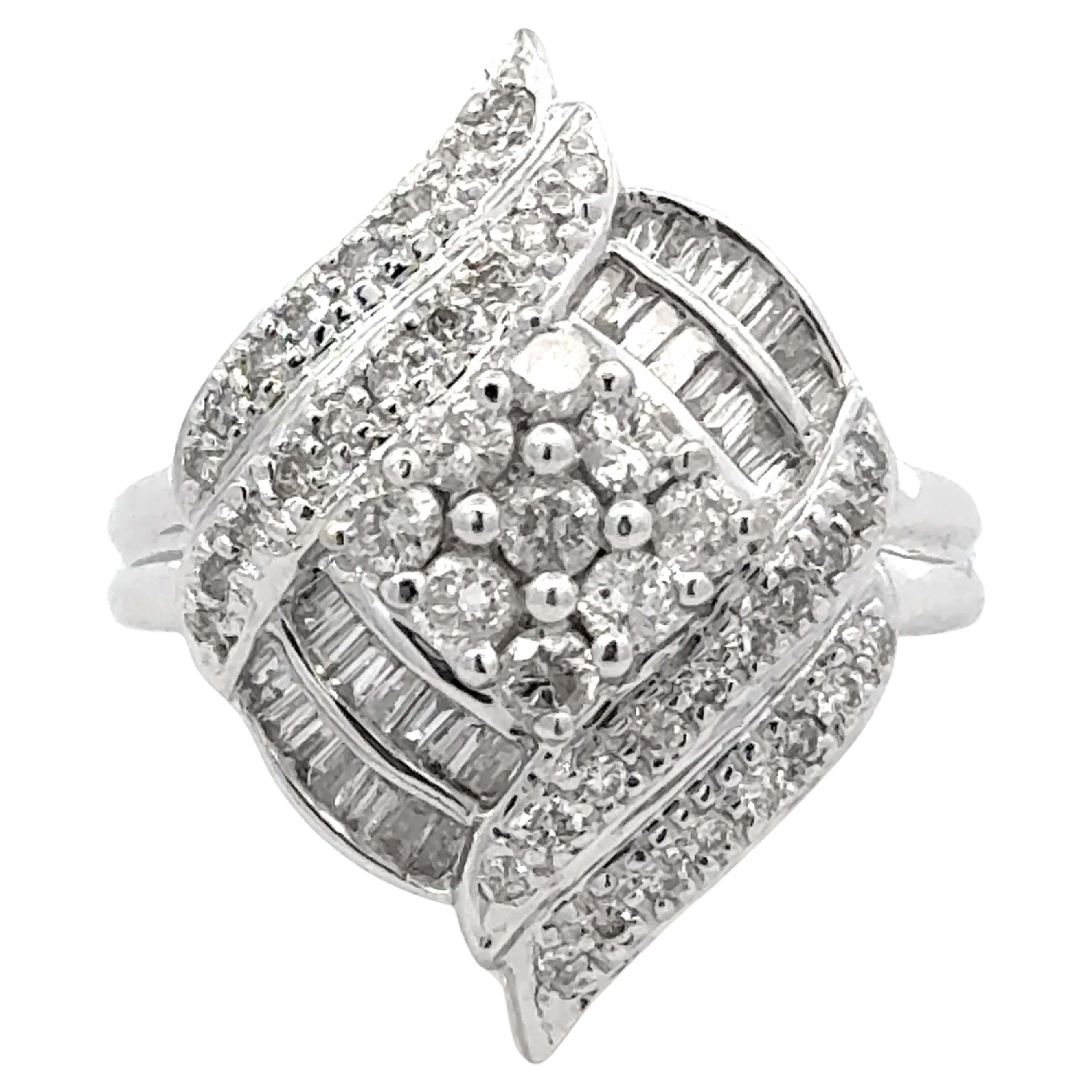 Bague en or blanc 18 carats avec diamants brillants et baguettes