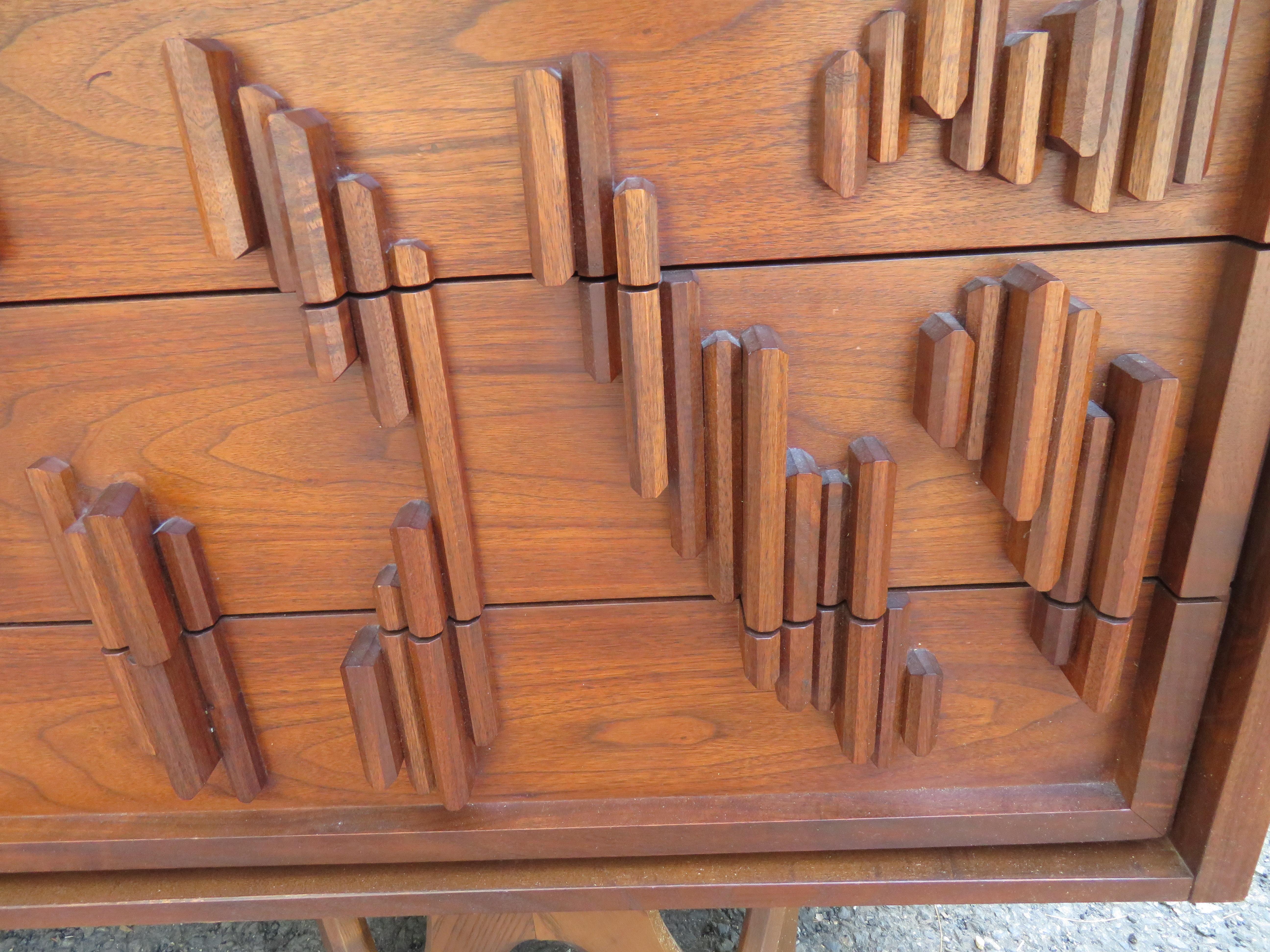 Brilliant Brutalist Walnut Pedestal Credenza Paul Evans Style Mid-Century Modern For Sale 8