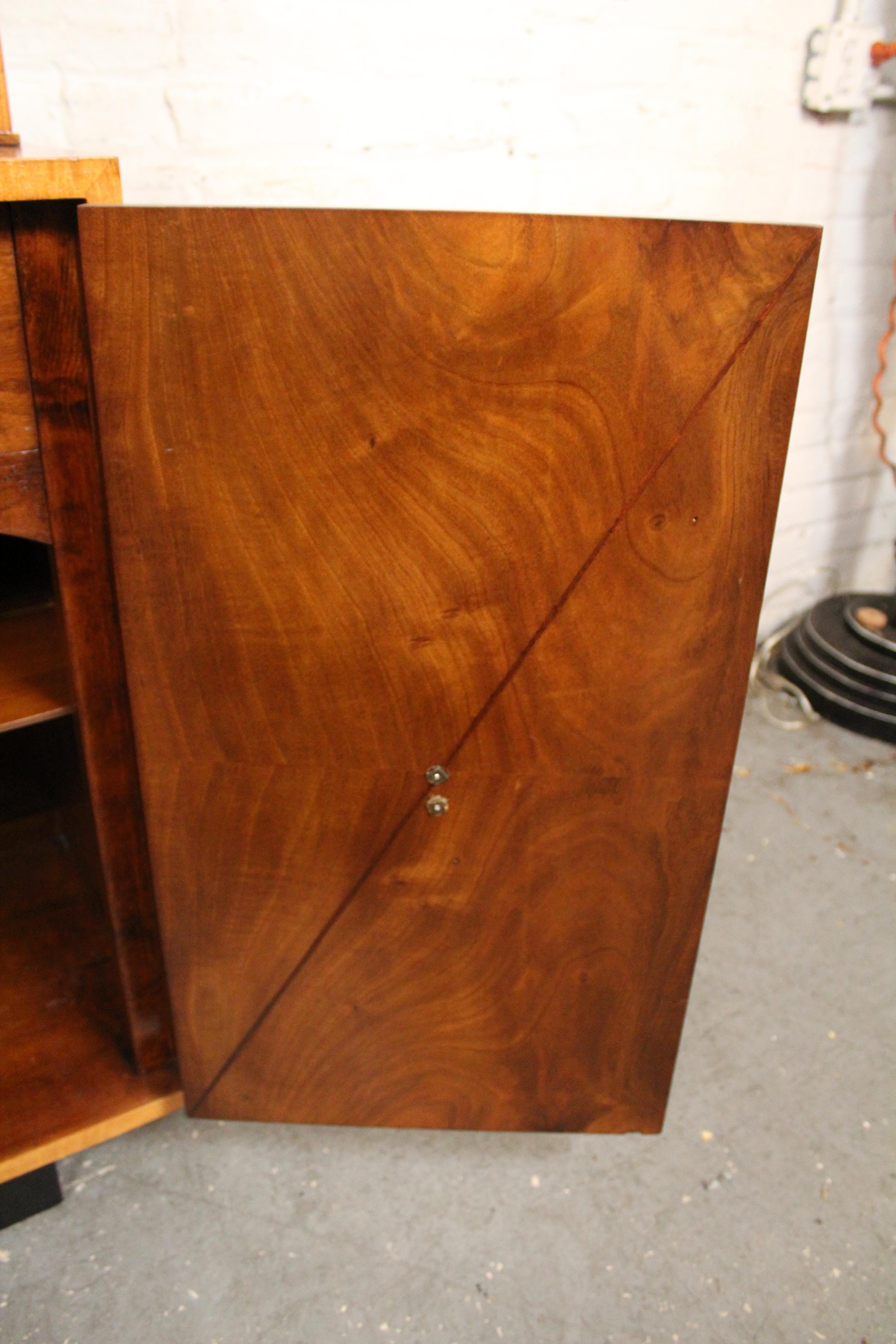 Brilliant Burl Art Deco Display Case For Sale 7
