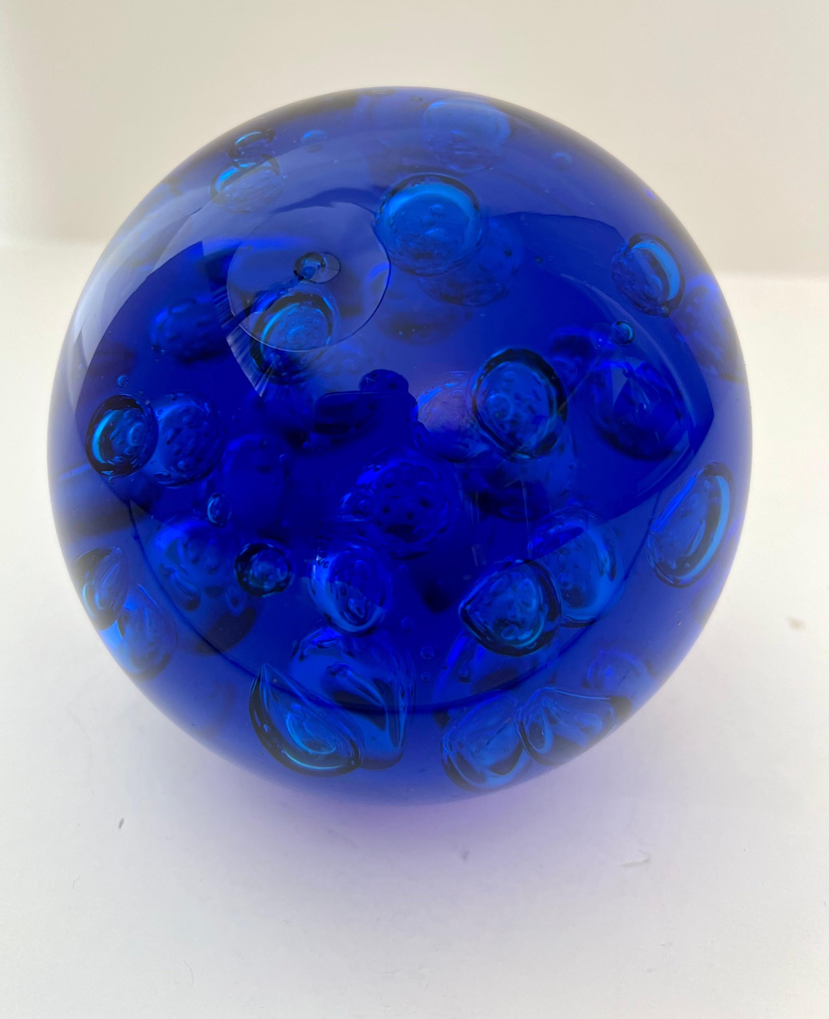 Mid-Century Modern Brilliant Cobalt Blue Glass Paper Weight with Bubbles For Sale