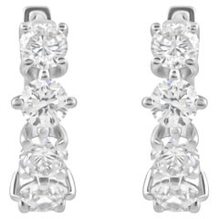 Brillantschliff 1,12 Karat Diamant Zierliche Huggies Ohrringe 18 Karat Weißgold